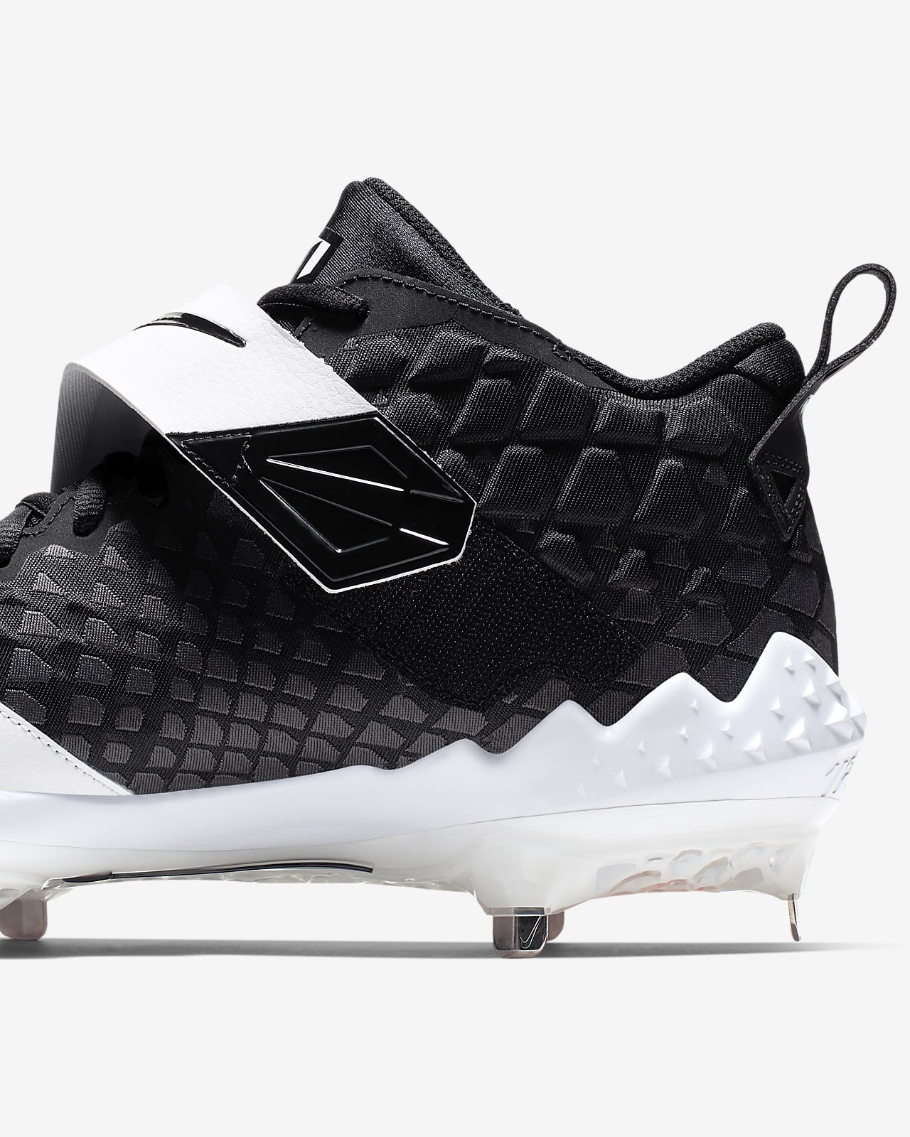 zoom trout 6 turf