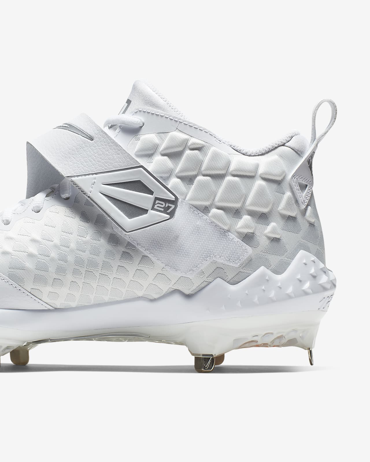 baseball cleats size 6