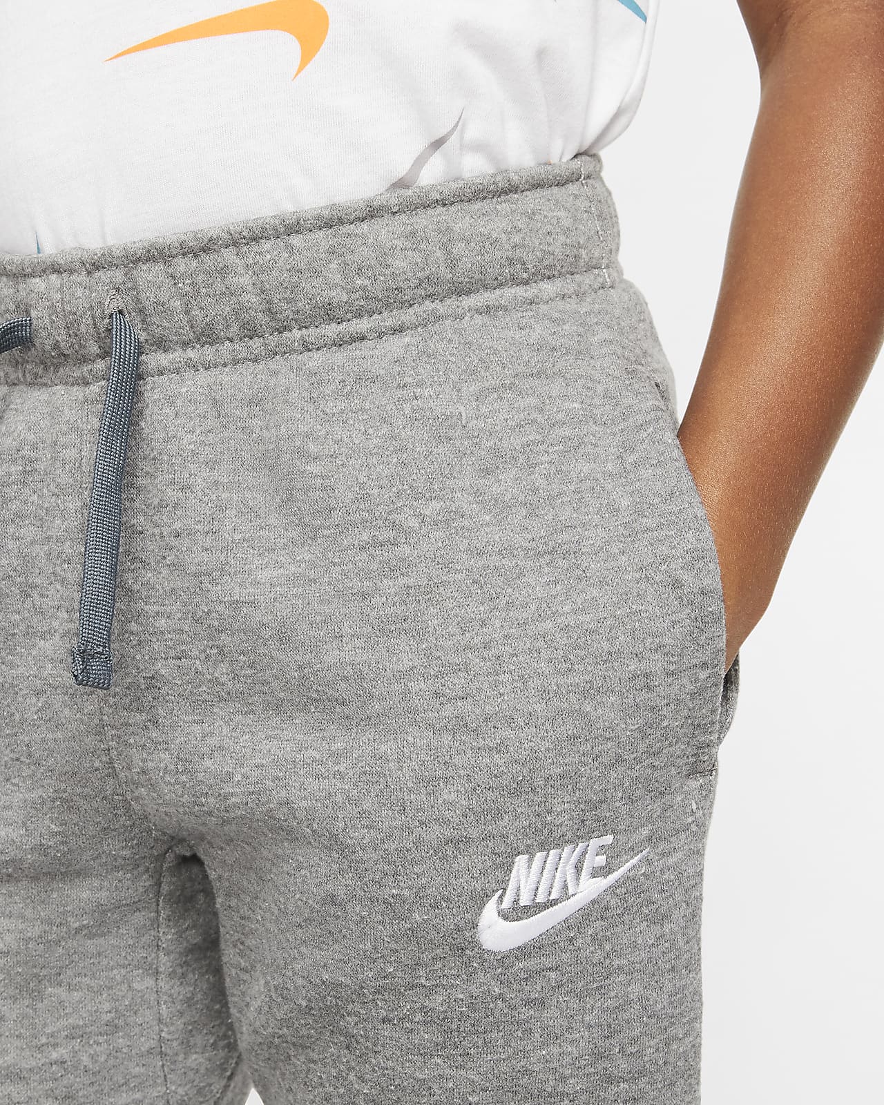nike sportswear club fleece logo shorts
