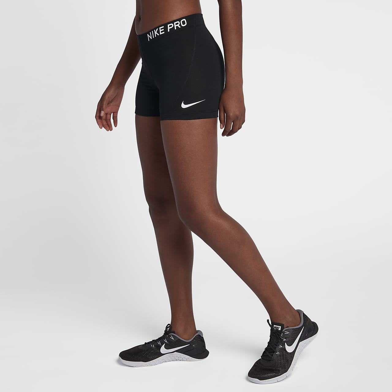 nike pro training 3 inch shorts with mesh inserts in black