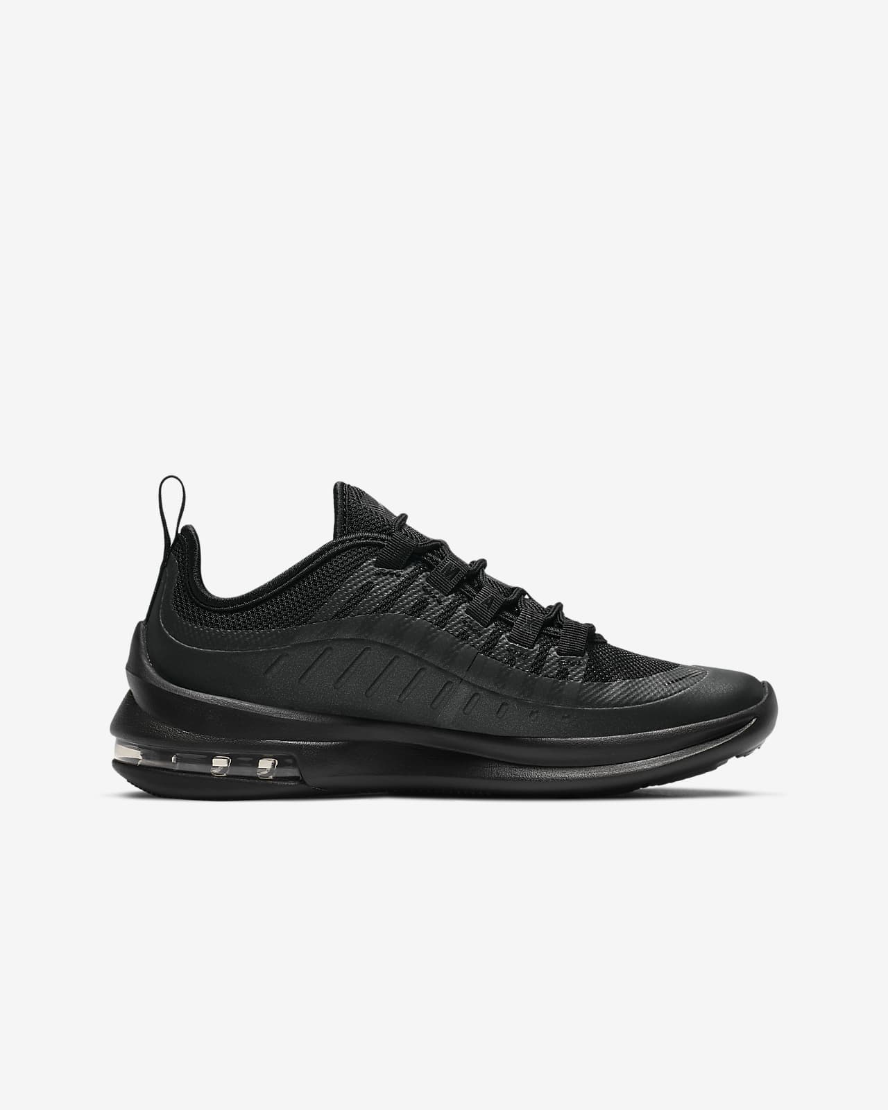 nike air max axis women's black and white