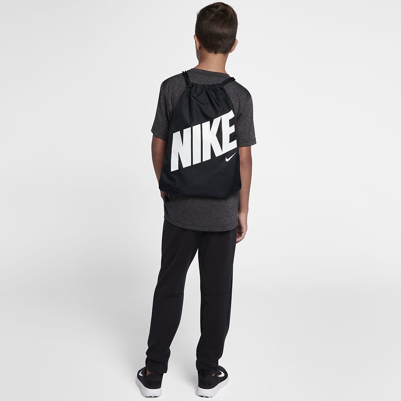 Nike公式 ナイキ キッズ グラフィック ジムサック オンラインストア 通販サイト Nike公式 ナイキ キッズ グラフィック ジムサック オンラインストア 通販サイト