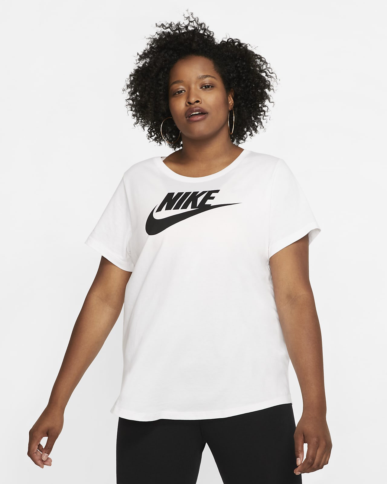 Nike Sportswear Essential Women's T-Shirt (Plus size). Nike GB