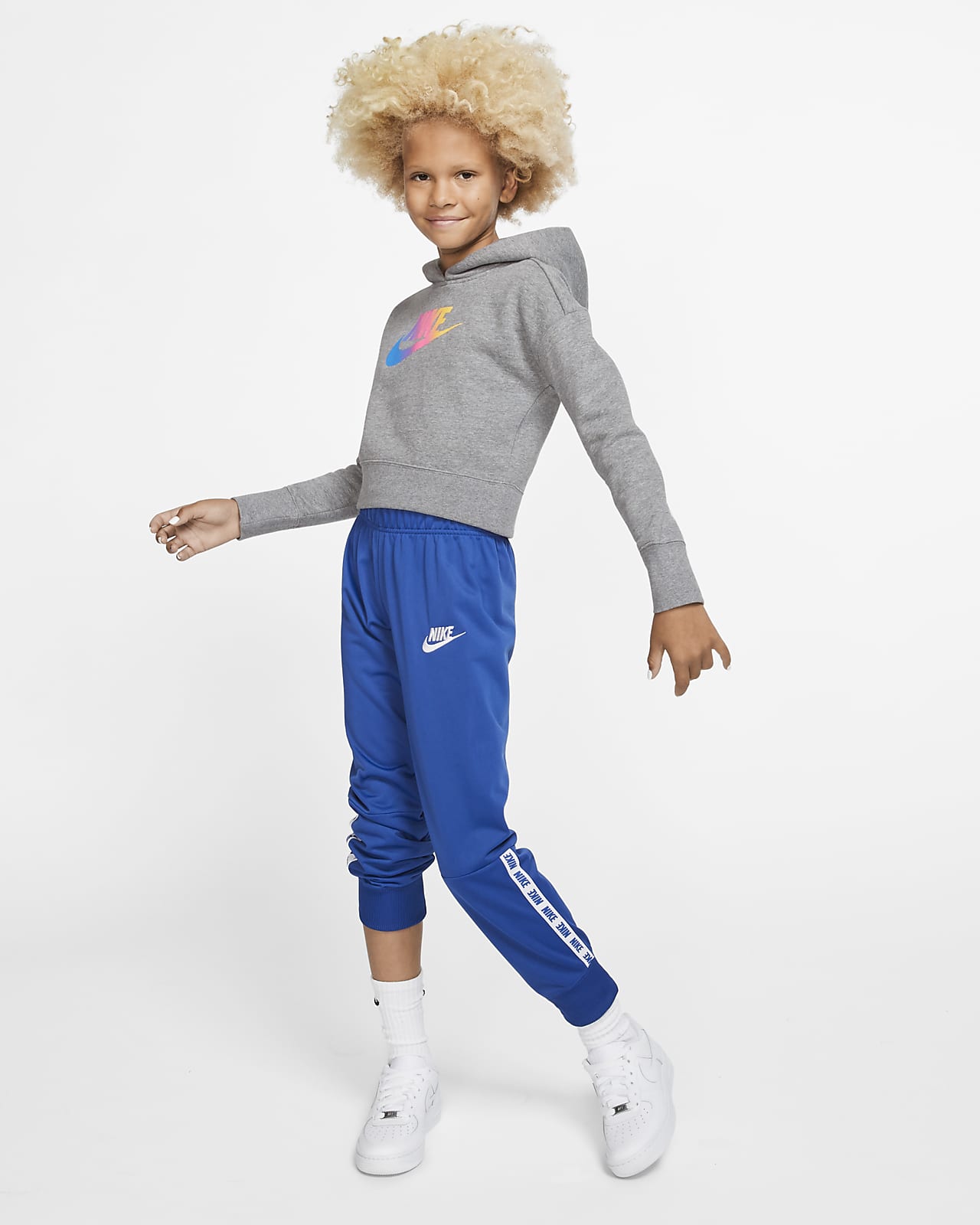girls nike cropped hoodie