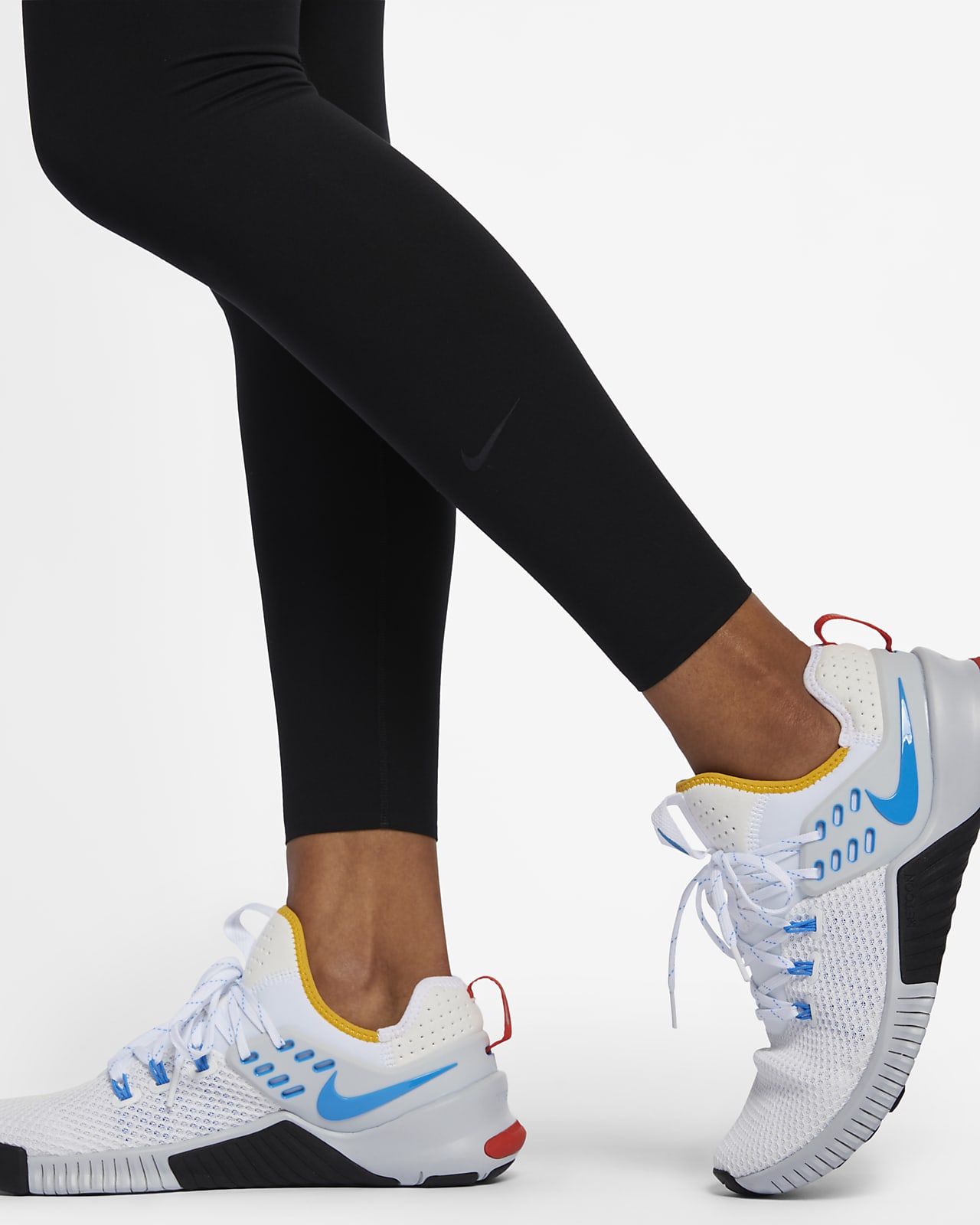 Nike One Luxe Leggings mit halbhohem Bund und Tasche für Damen. Nike DE