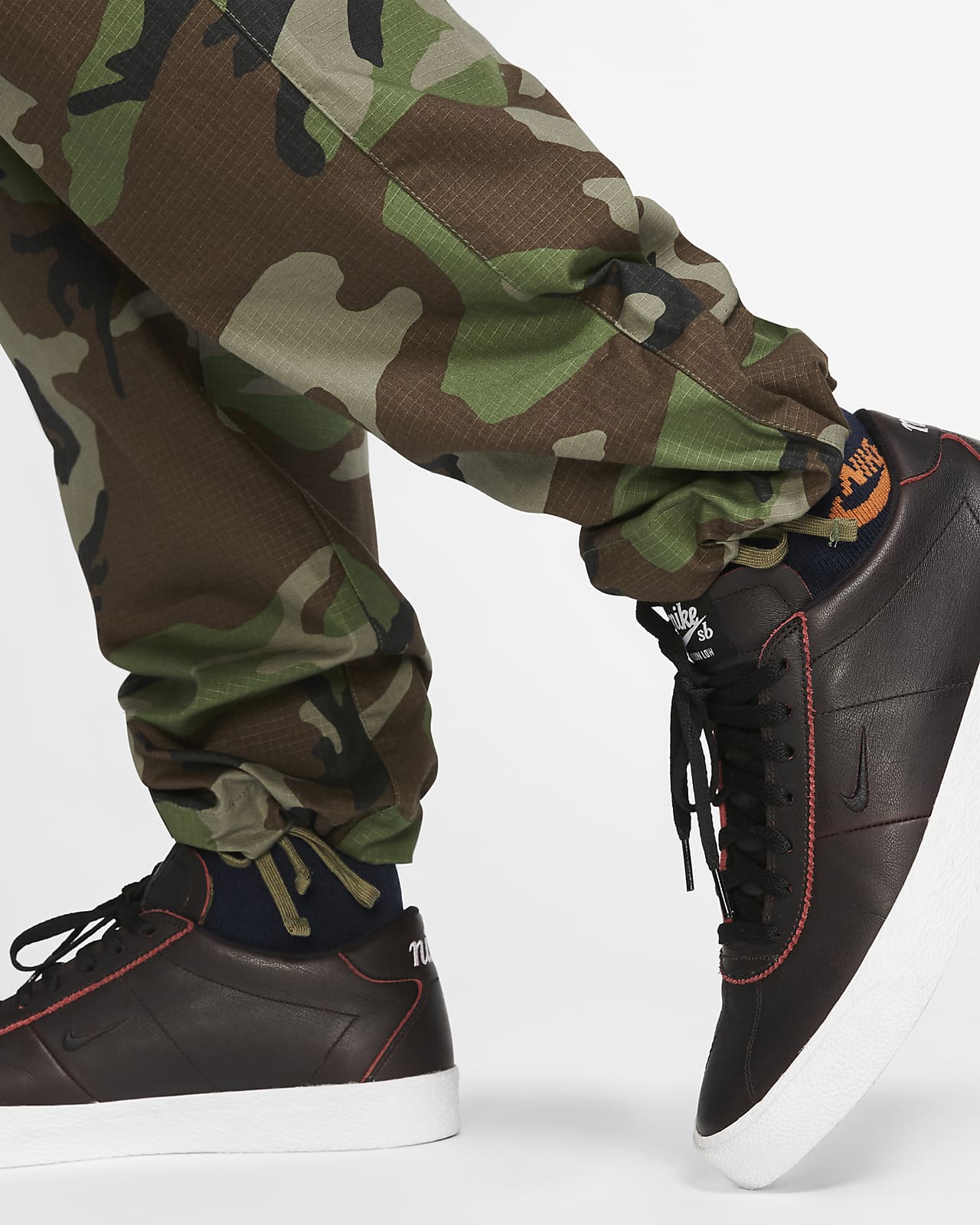 nike sb camo cargo pants
