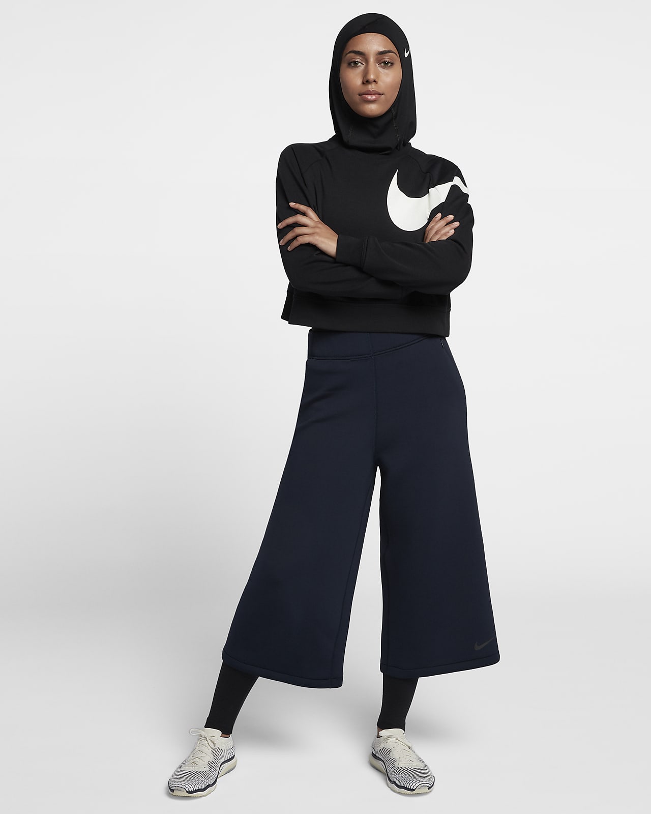 Nike Pro Women's Hijab. Nike SG