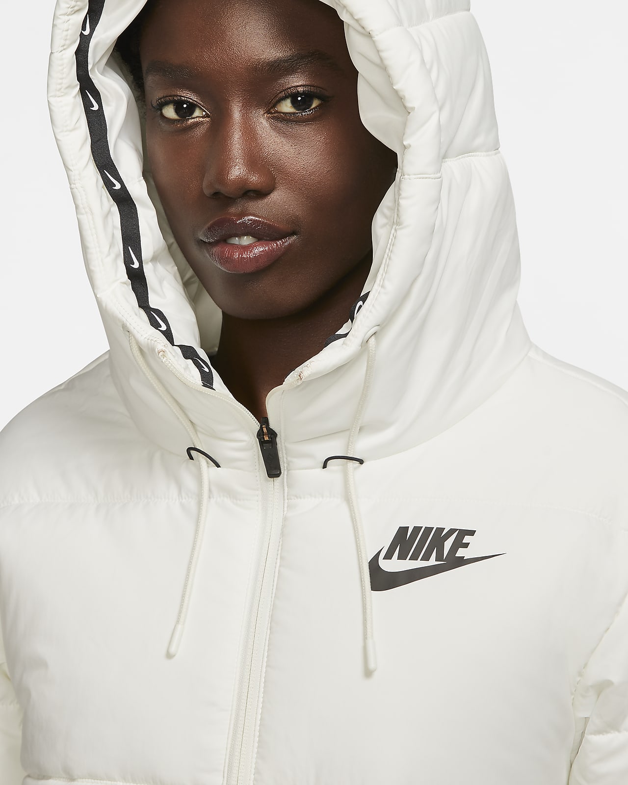 nike synthetic fill hooded jacket
