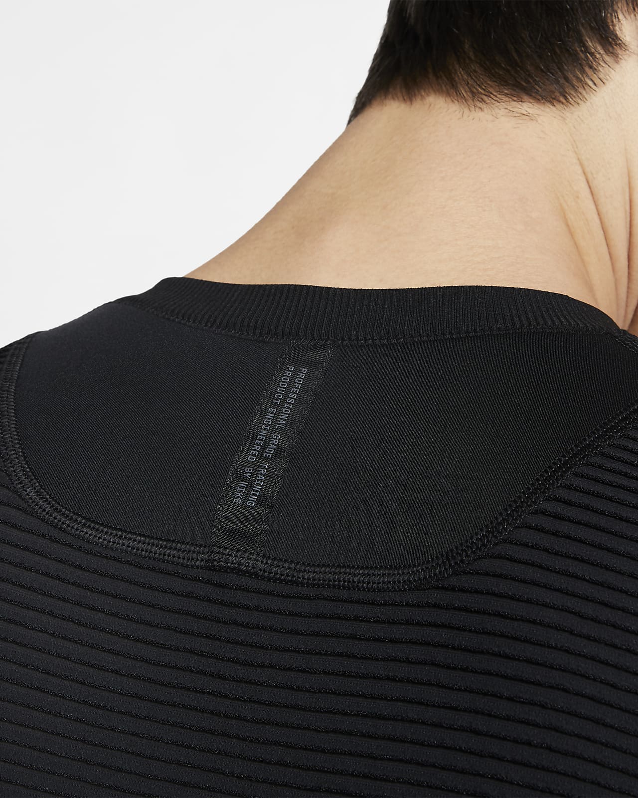 Nike Pro AeroAdapt Men's Short-Sleeve Top. Nike EG