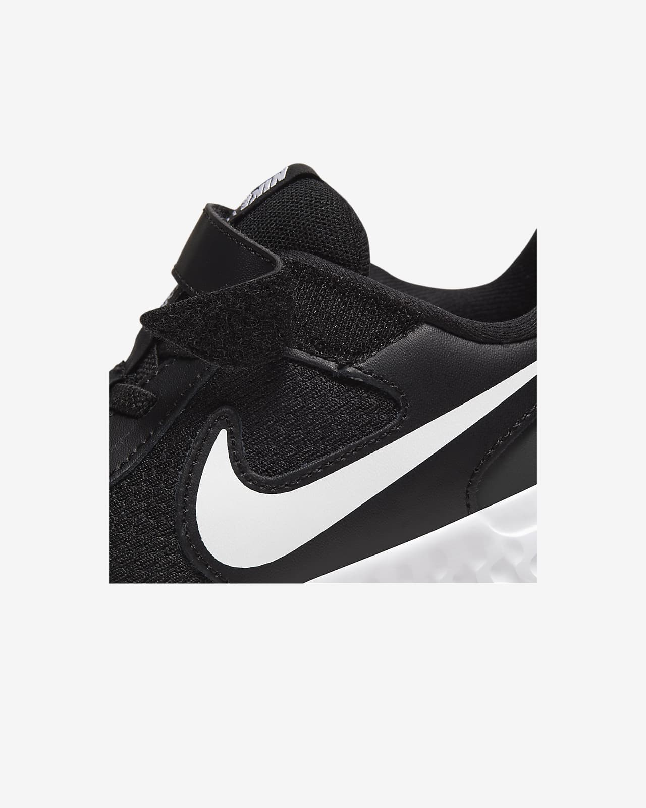 nike revolution little kid