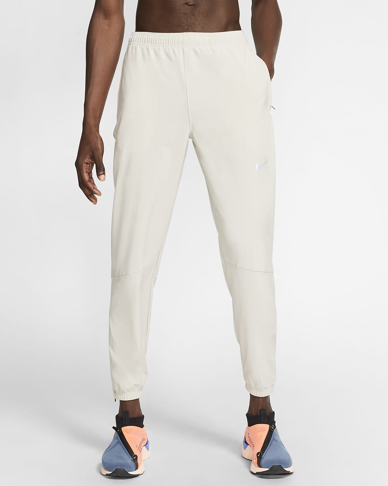 nike essential woven running trousers
