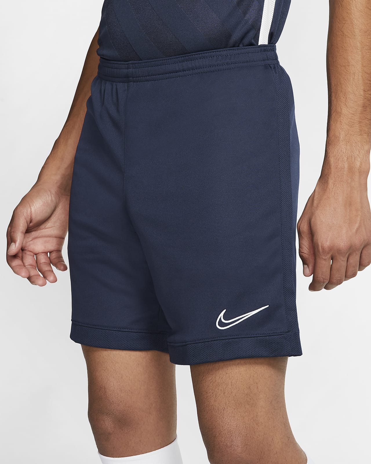 nike academy shorts with pockets
