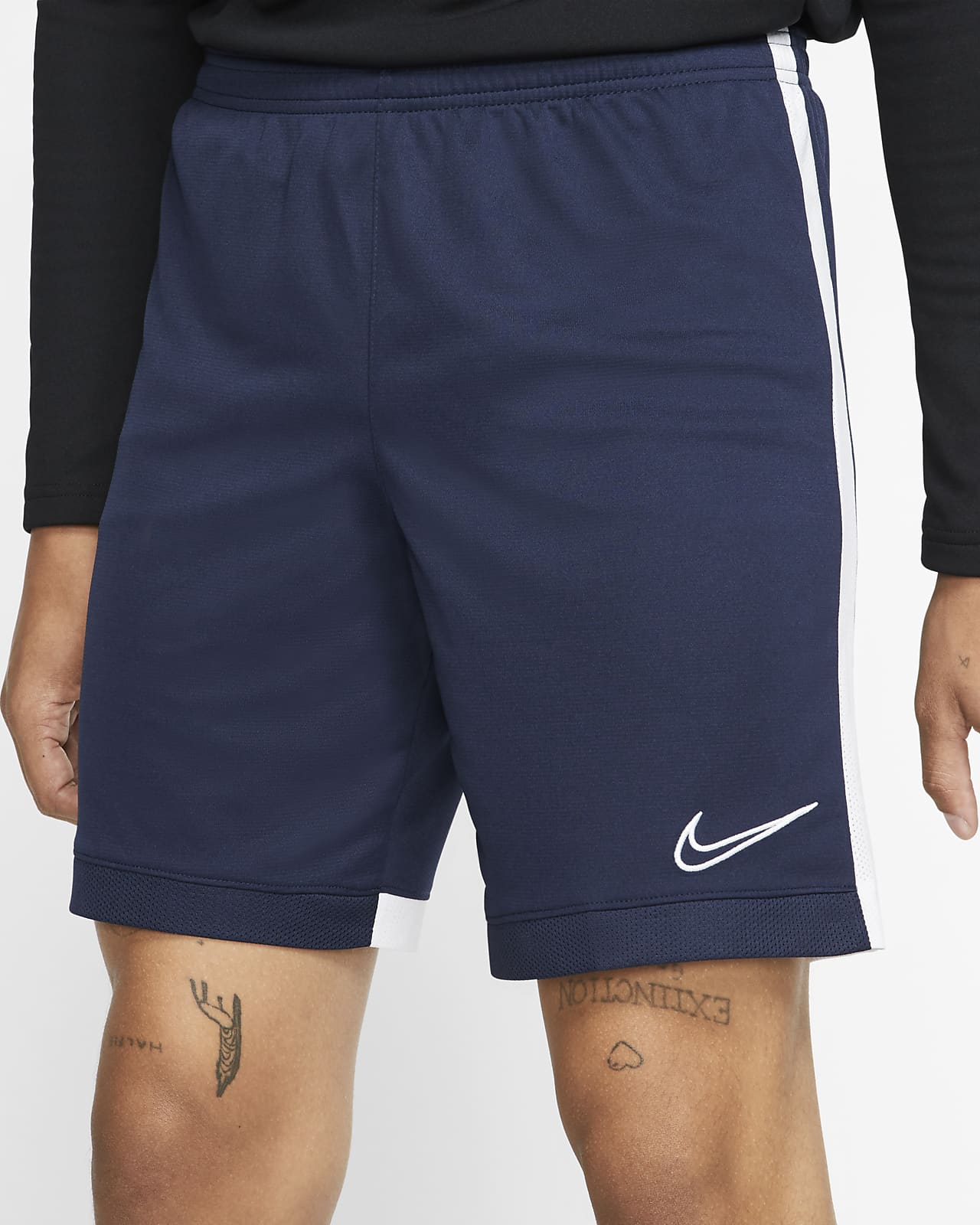 nike football shorts with pockets