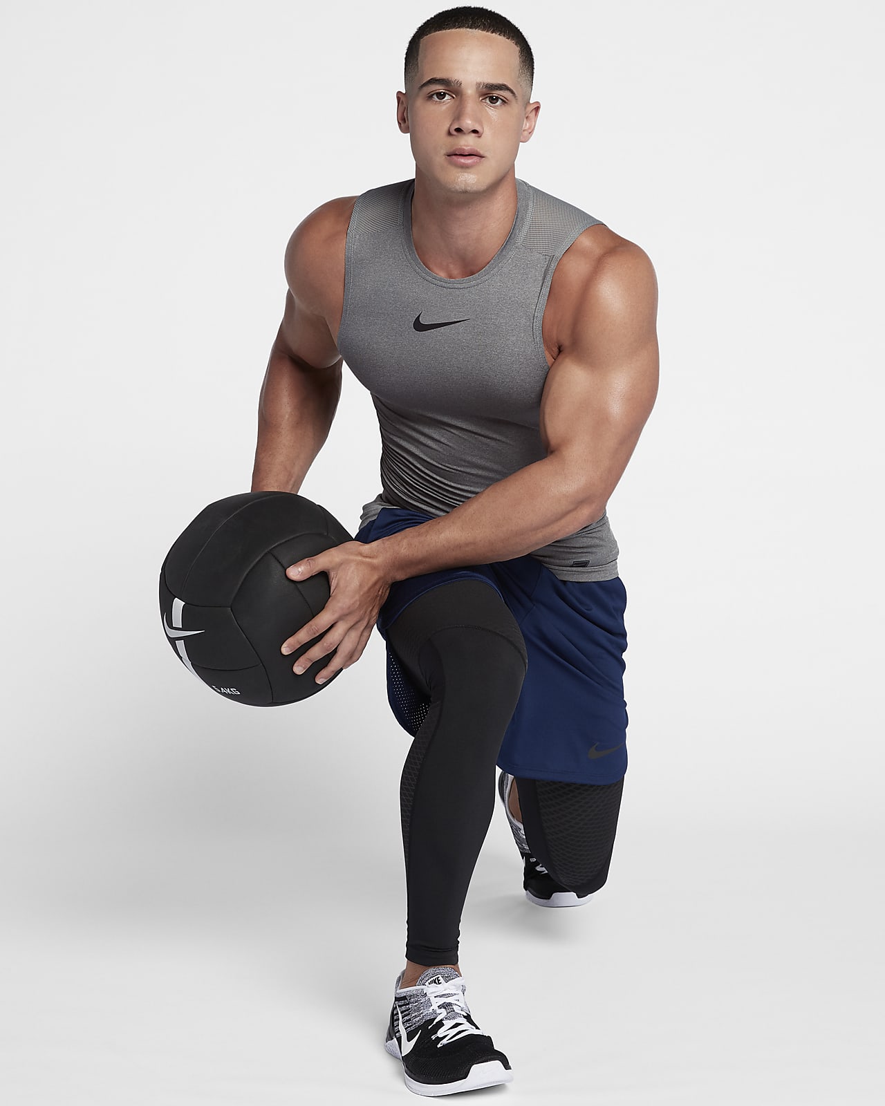 nike pro men's sleeveless training top