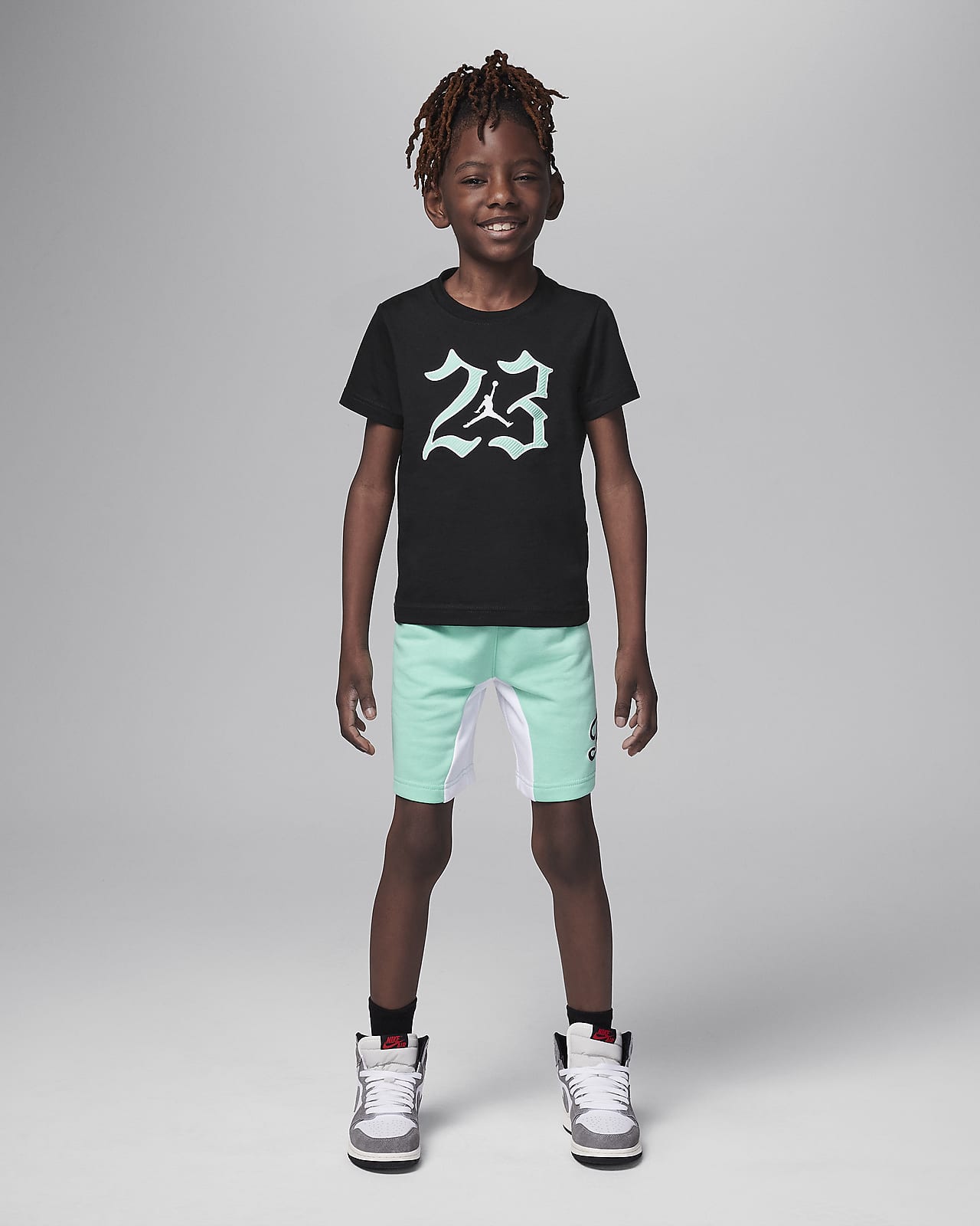 Conjunto de shorts para niños talla pequeña Jordan MVP 23
