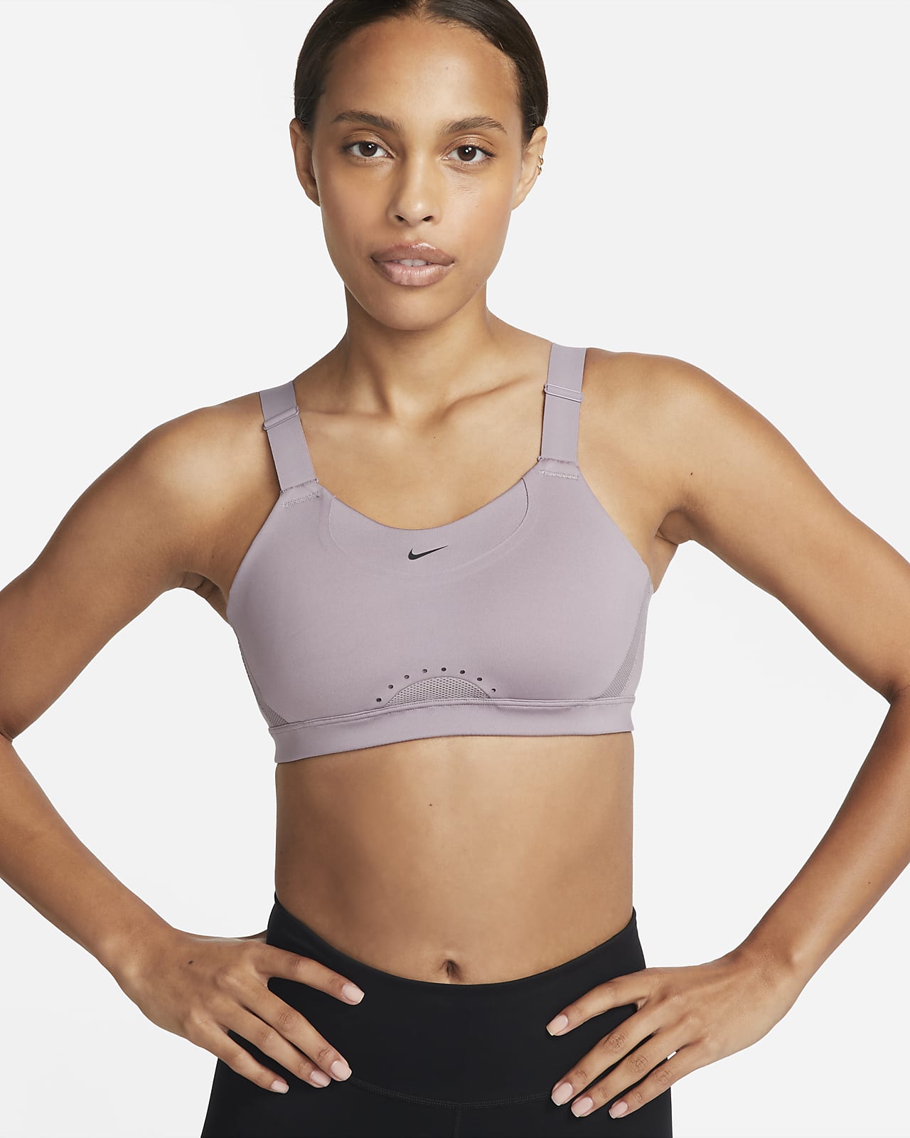 Brassière de sport rembourrée ajustable à maintien supérieur Nike Alpha pour femme