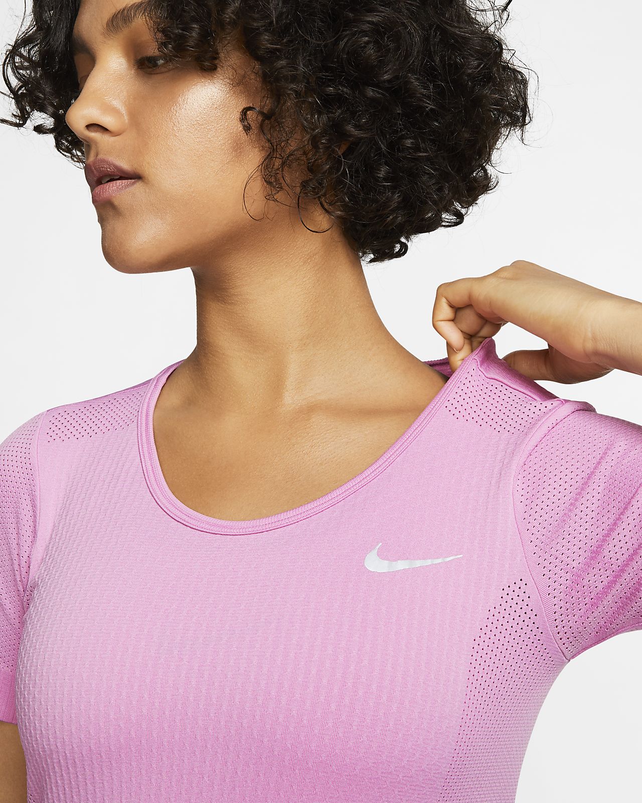 nike running tops