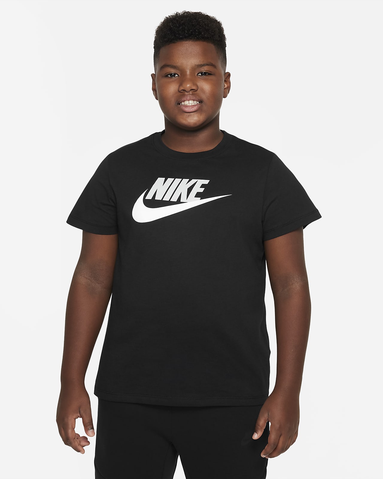 Nike Sportswear Older Kids' (Boys') T-Shirt (Extended Size). Nike CA