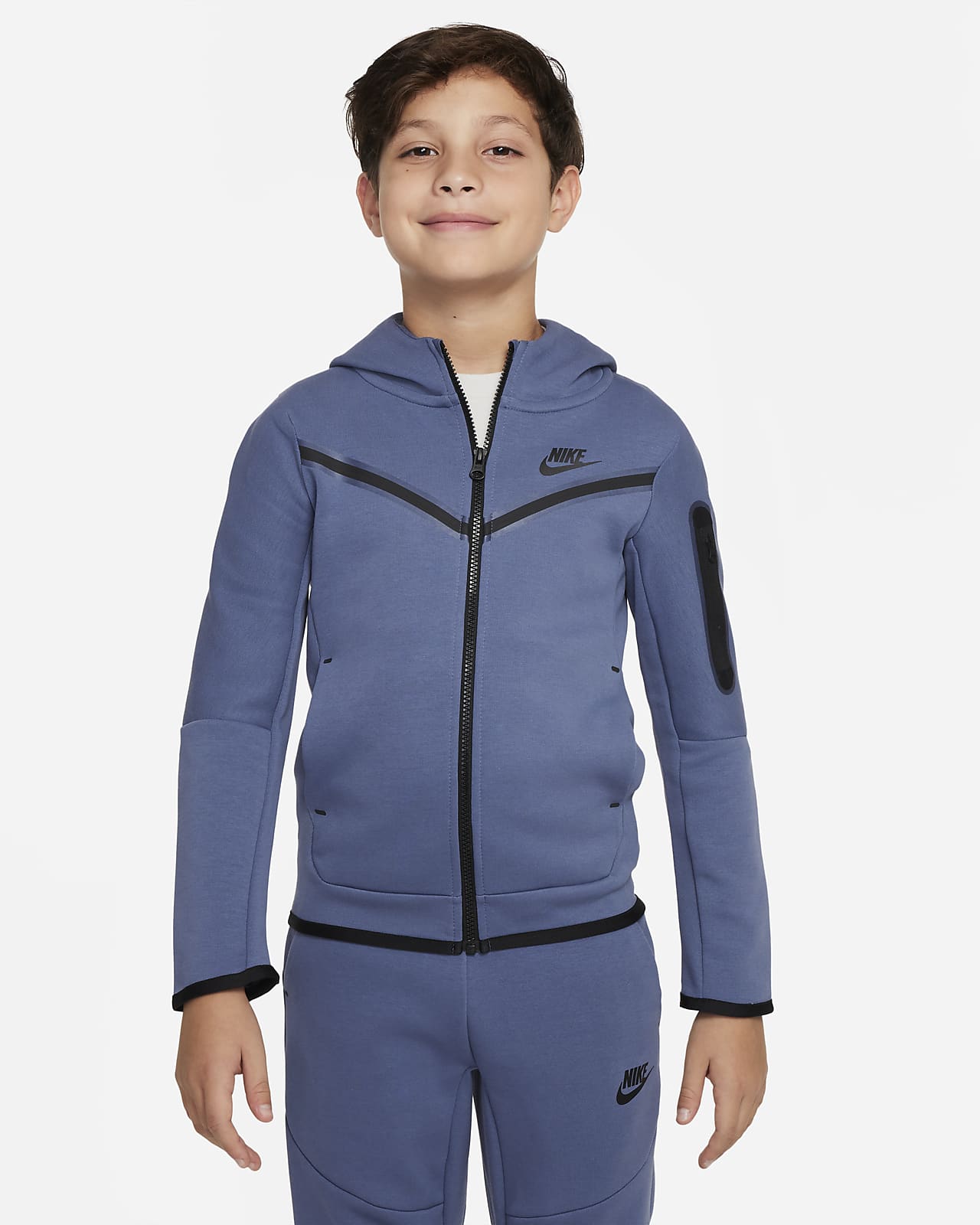 Nike Sportswear Tech Fleece Older Kids' (Boys') Full-Zip Hoodie. Nike DK