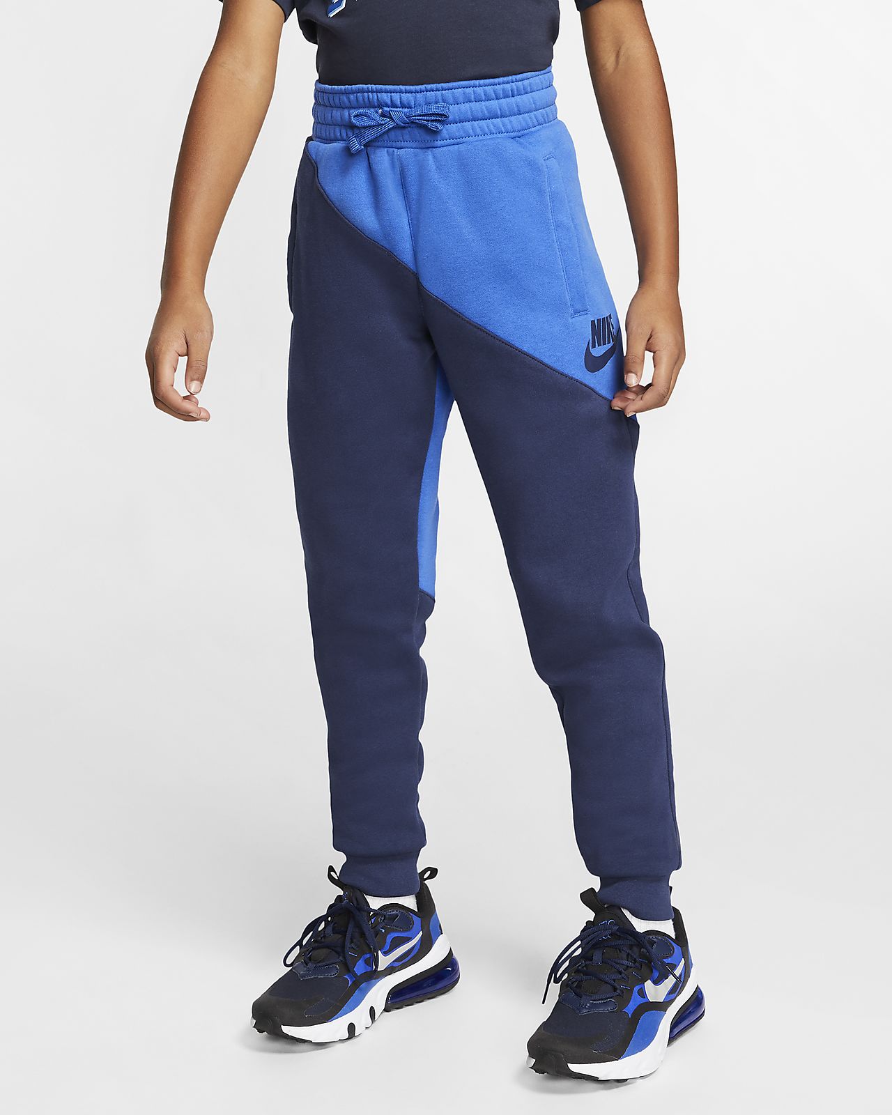 nike sportswear pants