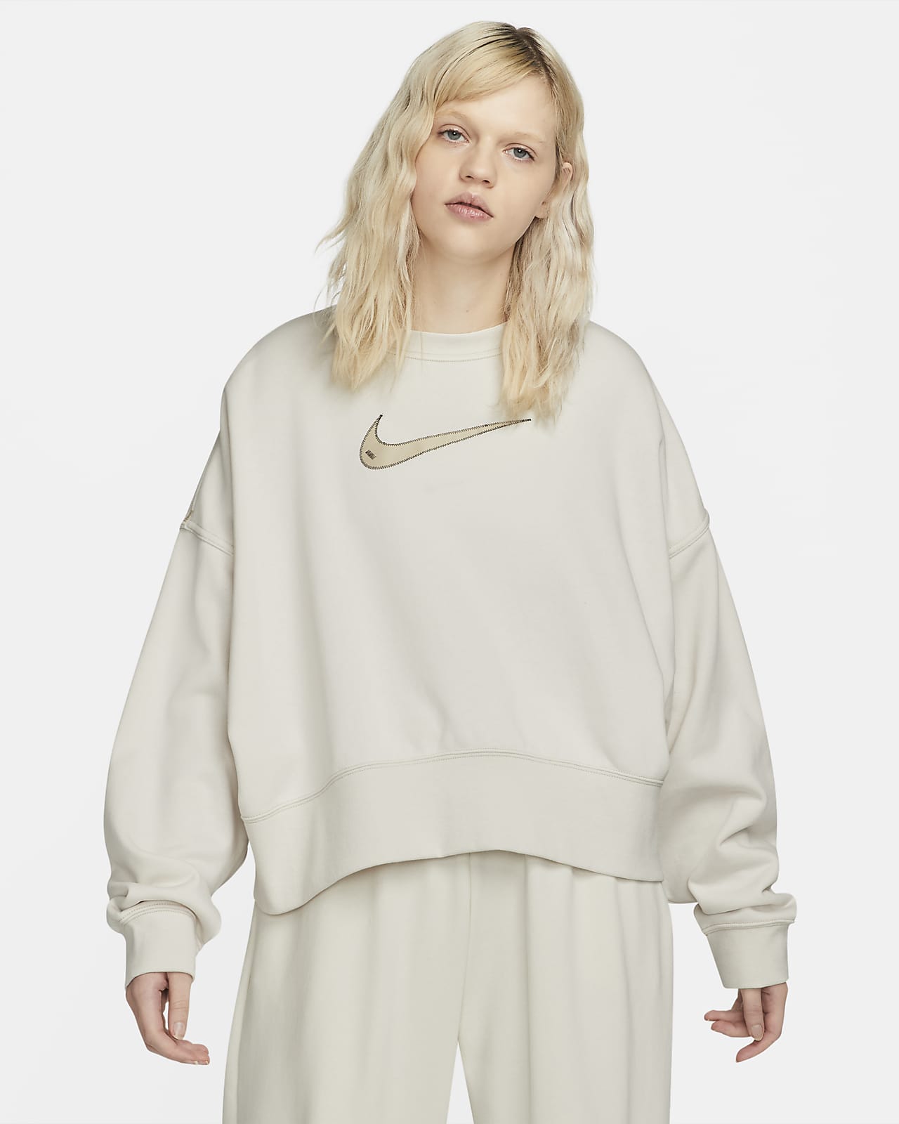 Nike Sportswear Swoosh Women's Cropped Crew Sweatshirt