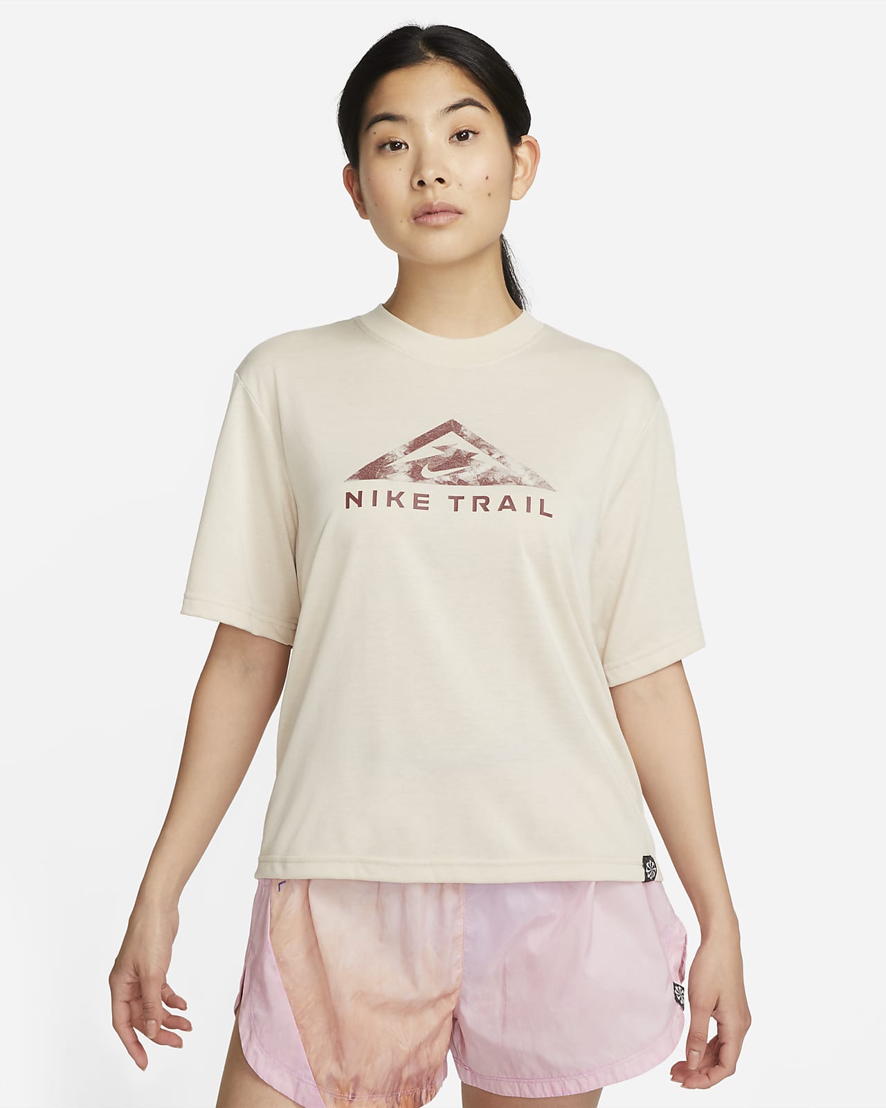 เสื้อยืดแขนสั้นผู้หญิง Nike Dri-FIT Trail