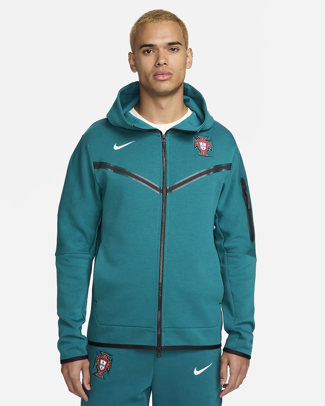 Felpa da calcio con cappuccio e zip a tutta lunghezza Nike Portogallo Tech Fleece Windrunner – Uomo
