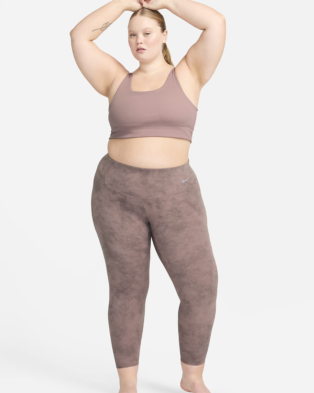 Nike Zenvy Tie-Dye 7/8-legging met iets ondersteunende hoge taille voor dames (Plus Size)