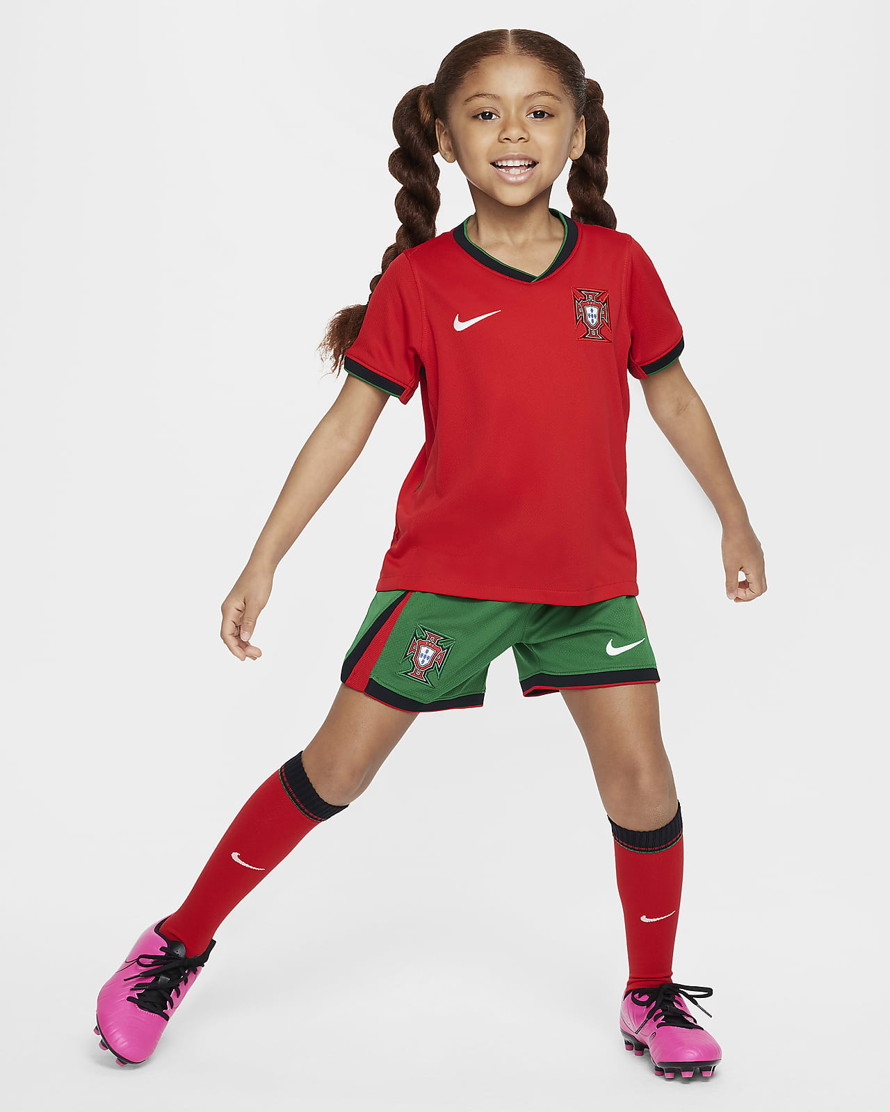 Portugal 2024 Stadium Home Nike Replica dreiteiliges Fußballtrikot-Set für jüngere Kinder