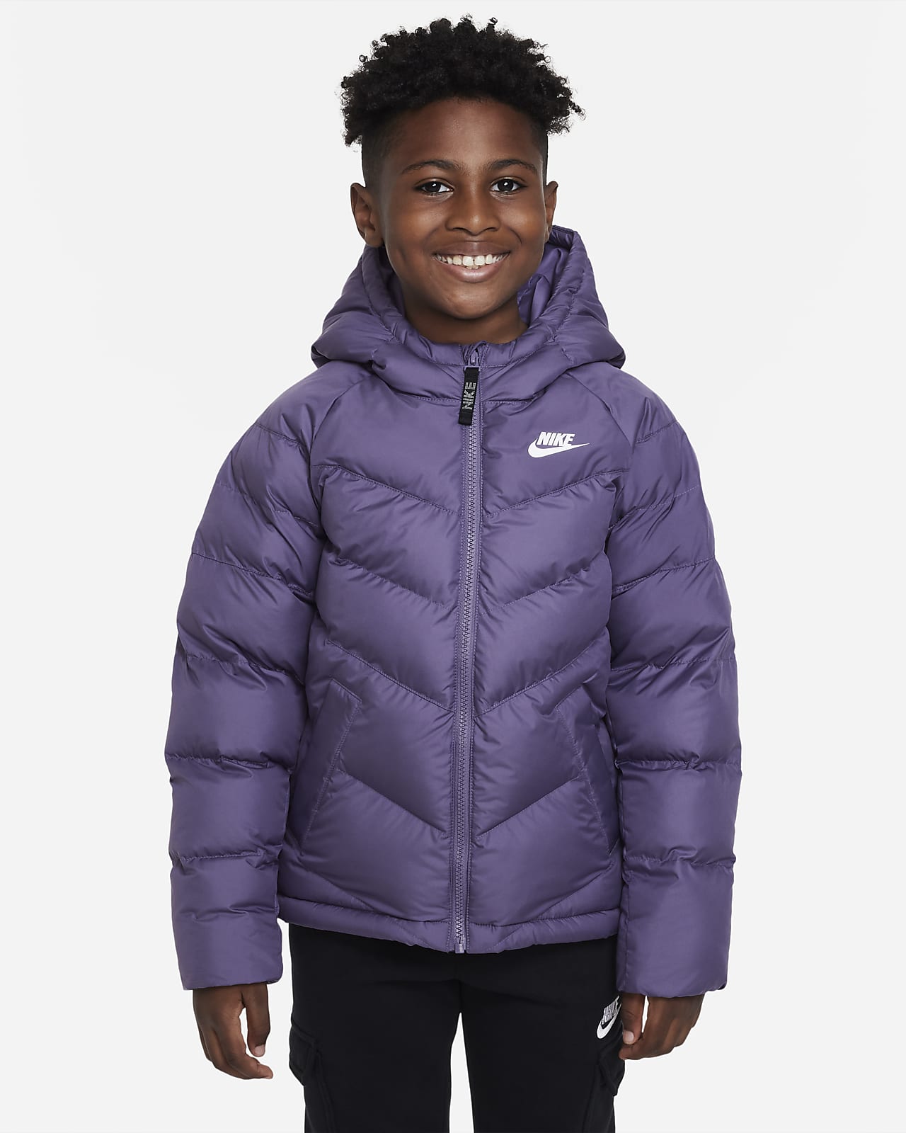 Nike Sportswear Older Kids' Synthetic-Fill Hooded Jacket