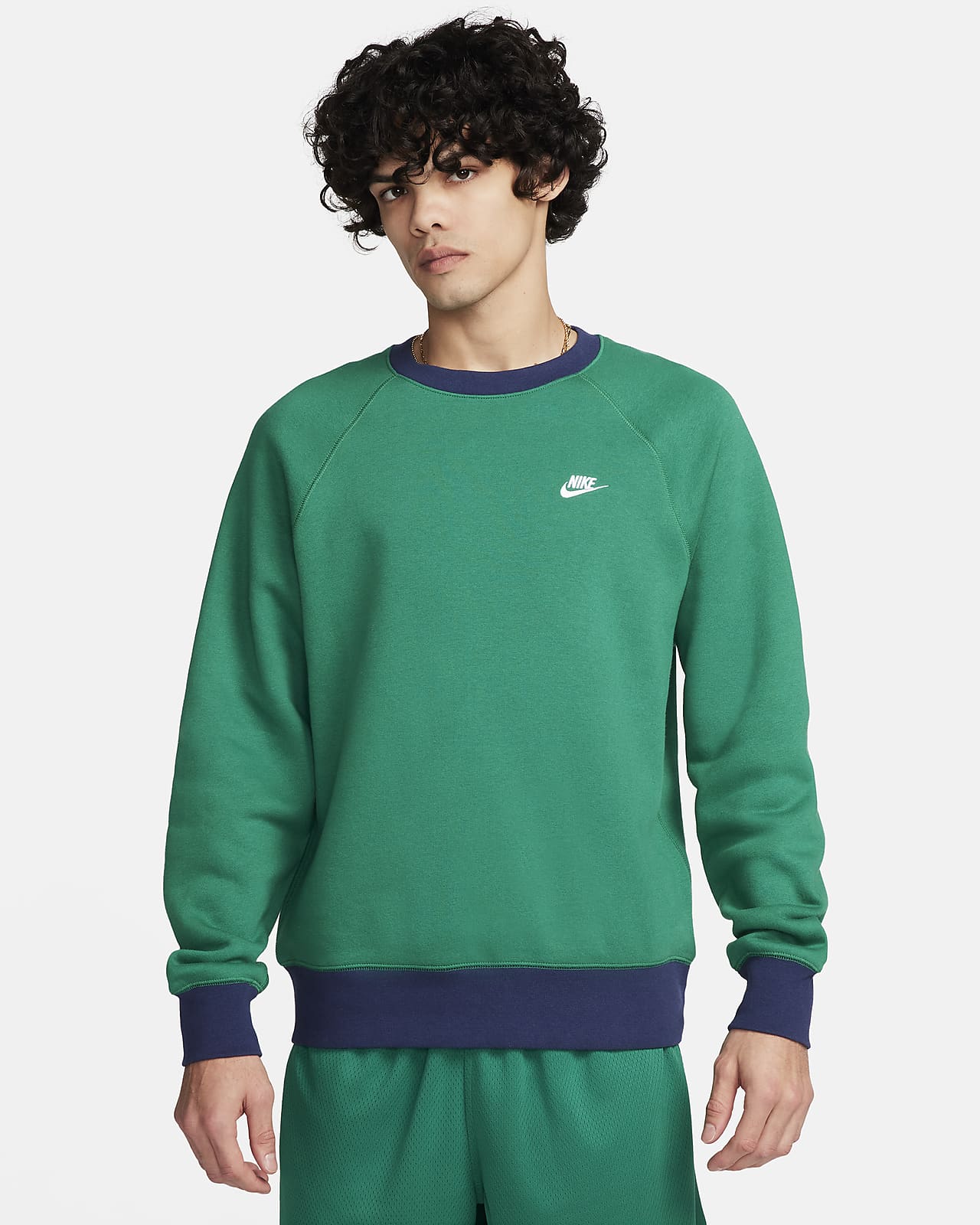 Camisola raglã de gola redonda e manga comprida Nike Club Fleece para homem