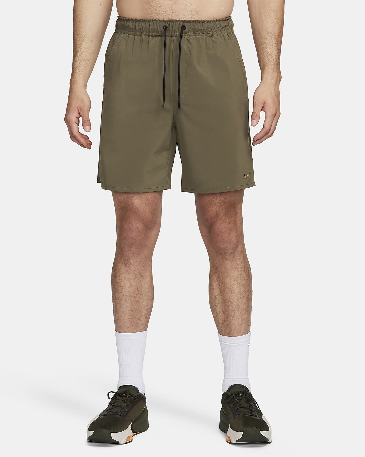 Ofodrade mångsidiga shorts Nike Unlimited Dri-FIT 18 cm för män