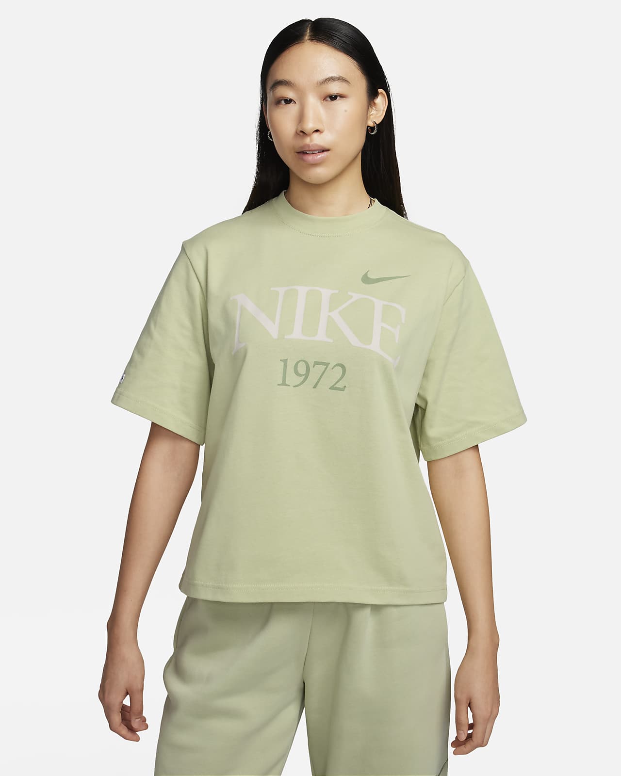 Nike Sportswear Classic Women's T-Shirt