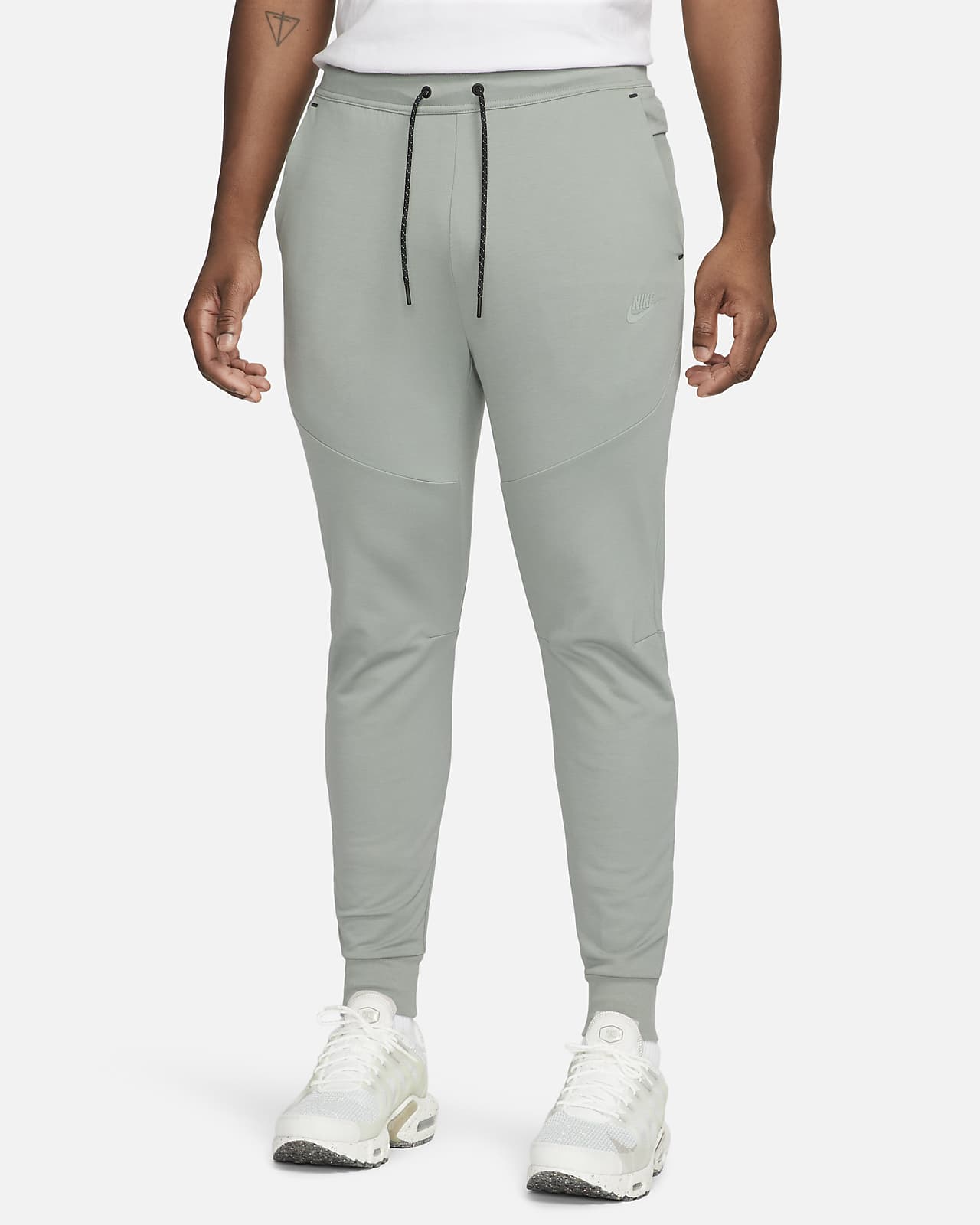 Nike Tech Fleece Lightweight Men's Joggers. Nike CH
