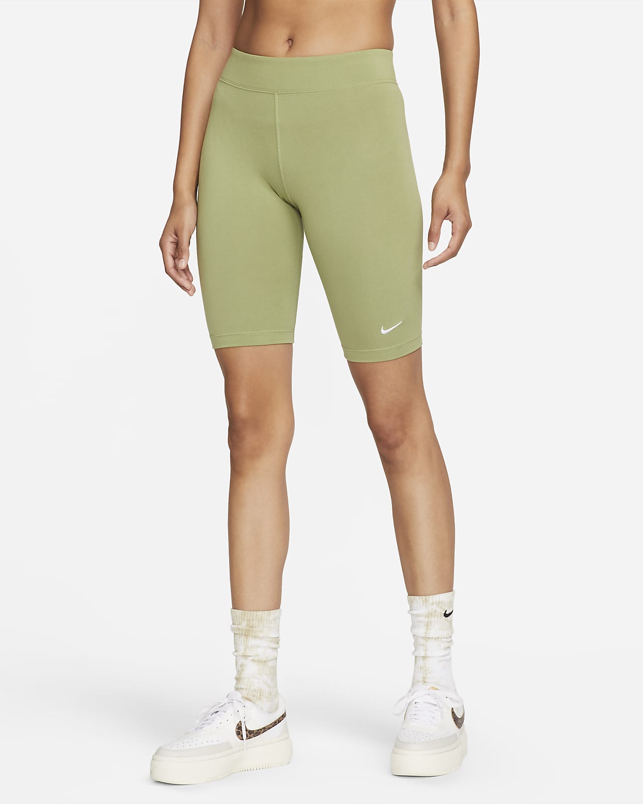 Nike Sportswear Essential-cykelshorts med mellemhøj talje til kvinder