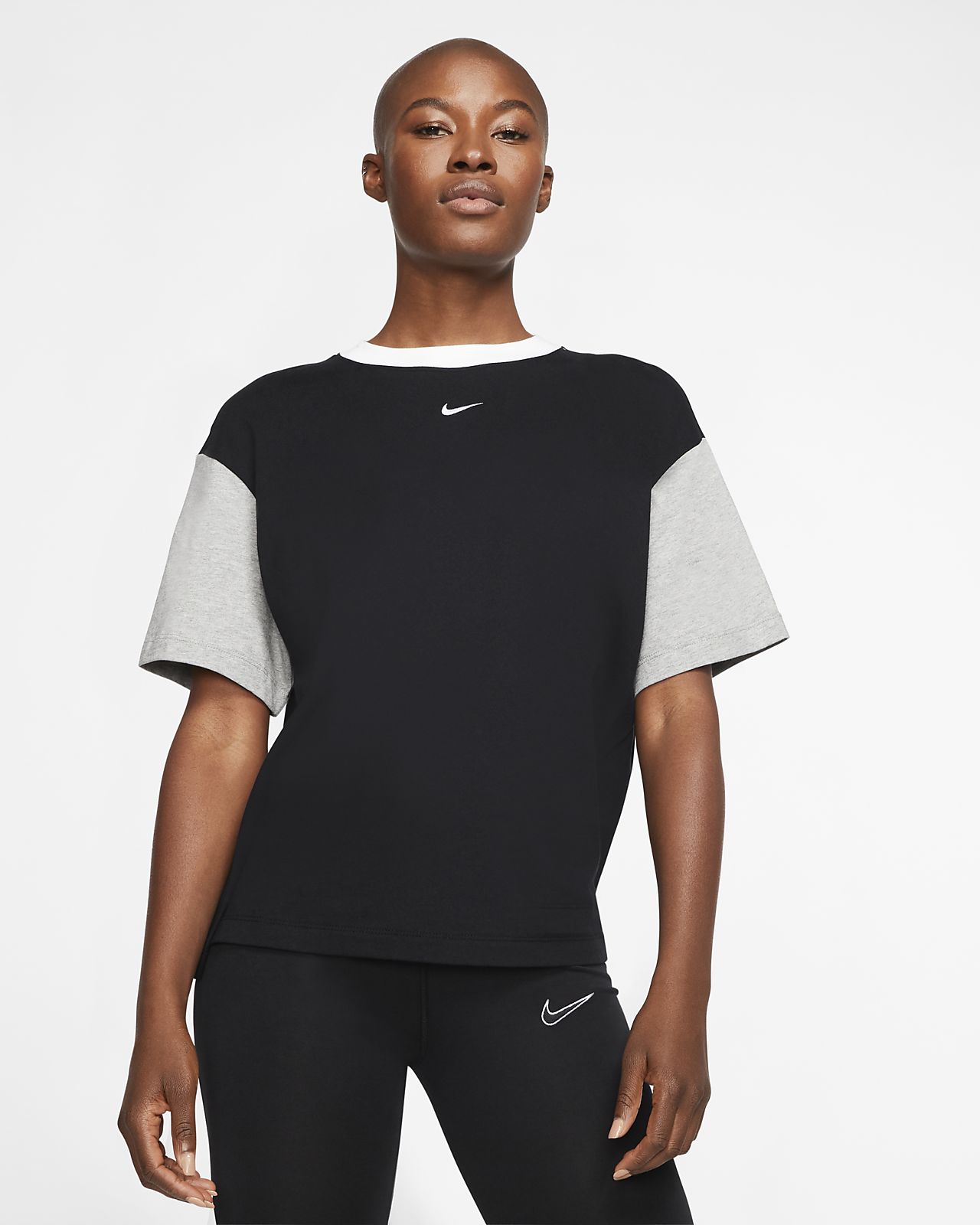 Short-Sleeve Top. Nike HR