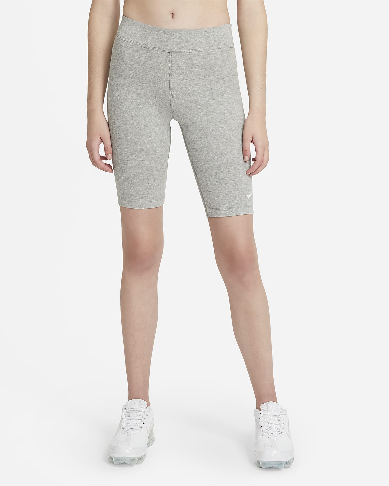 Nike Sportswear Essential Biker-Shorts mit mittelhohem Bund für Damen (ca. 25,5 cm)