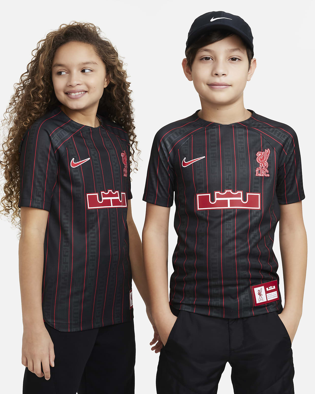 LeBron x Liverpool F.C. Older Kids' Nike Dri-FIT Stadium Football Shirt