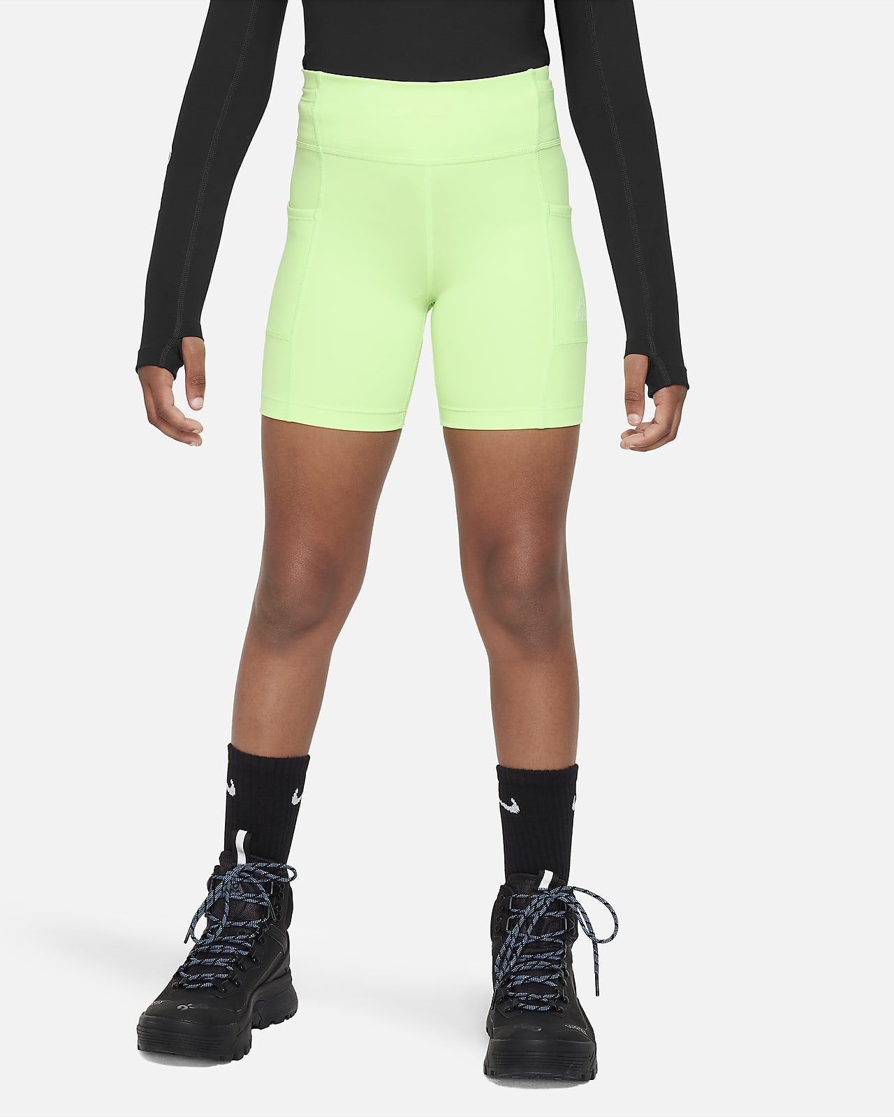Shorts de ciclismo con bolsillos para niña talla grande Nike ACG Repel One