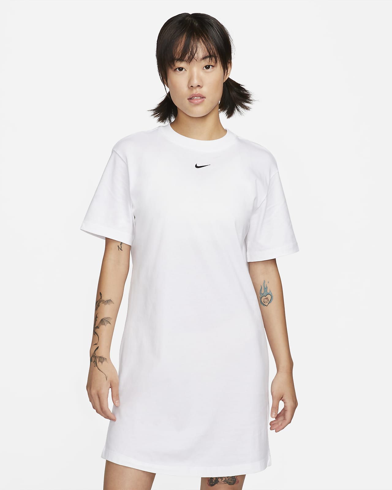나이키 스포츠웨어 에센셜 여성 반팔 티셔츠 드레스