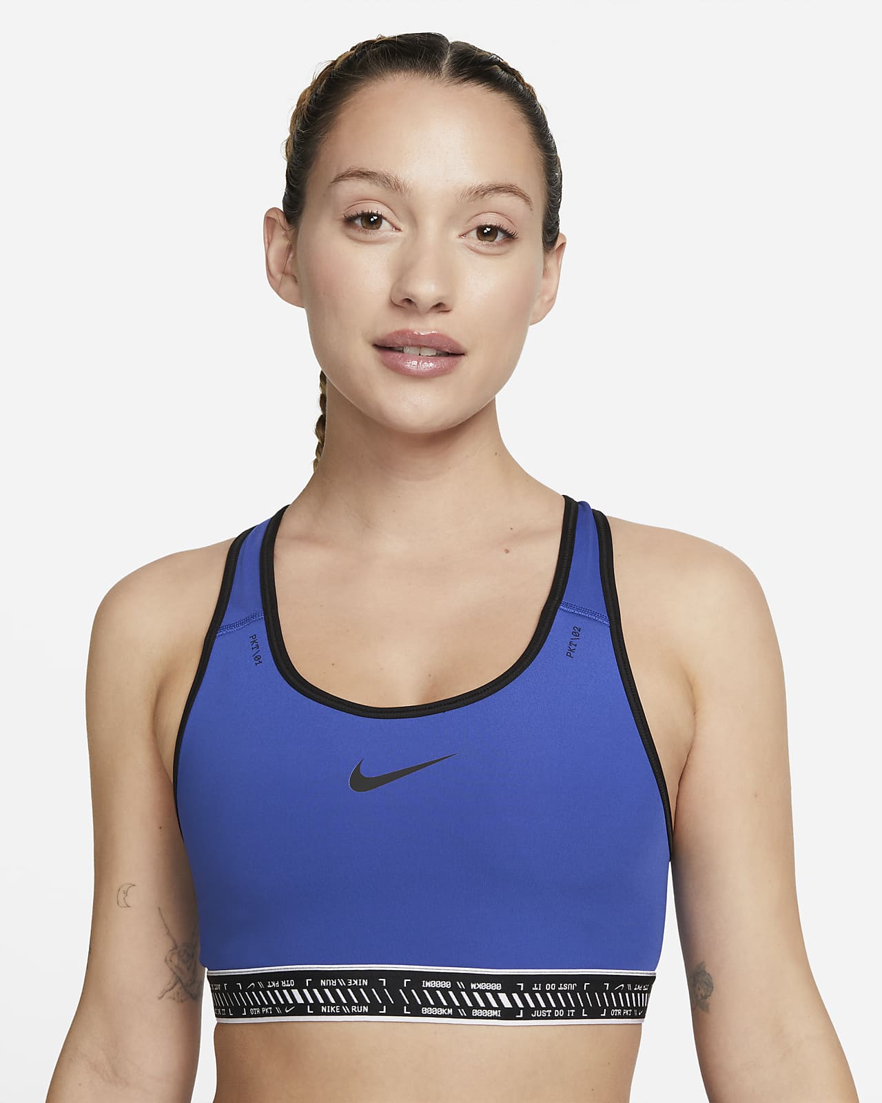 Nike Swoosh On The Run Women's Medium-Support Lightly Lined Sports Bra with Pockets