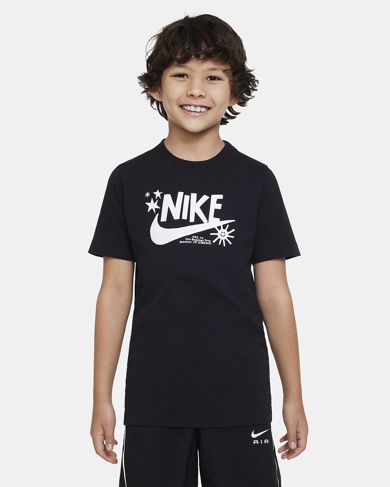 Nike Sportswear Older Kids' (Boys') T-Shirt. Nike CH