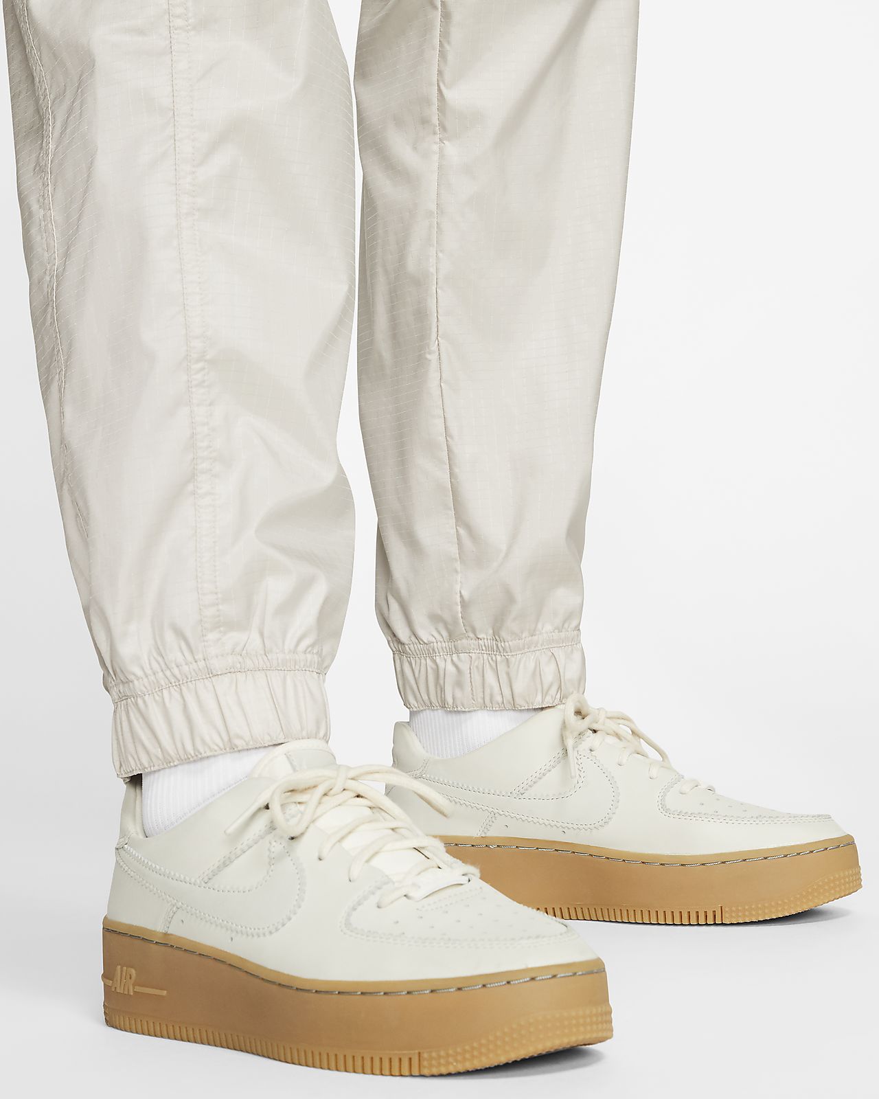 nike utility jogging nike utility jogging
