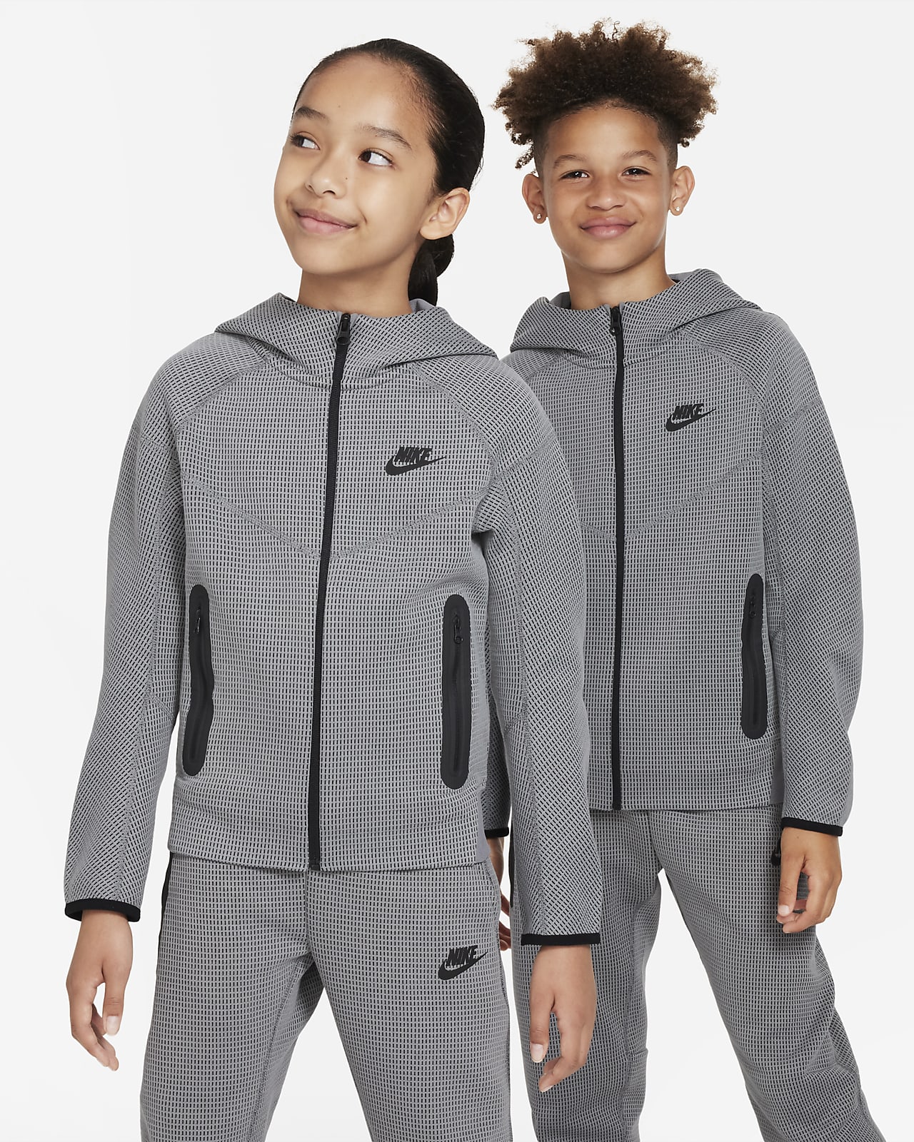Χειμερινή μπλούζα με κουκούλα και φερμουάρ σε όλο το μήκος Nike Sportswear Tech Fleece για μεγάλα αγόρια