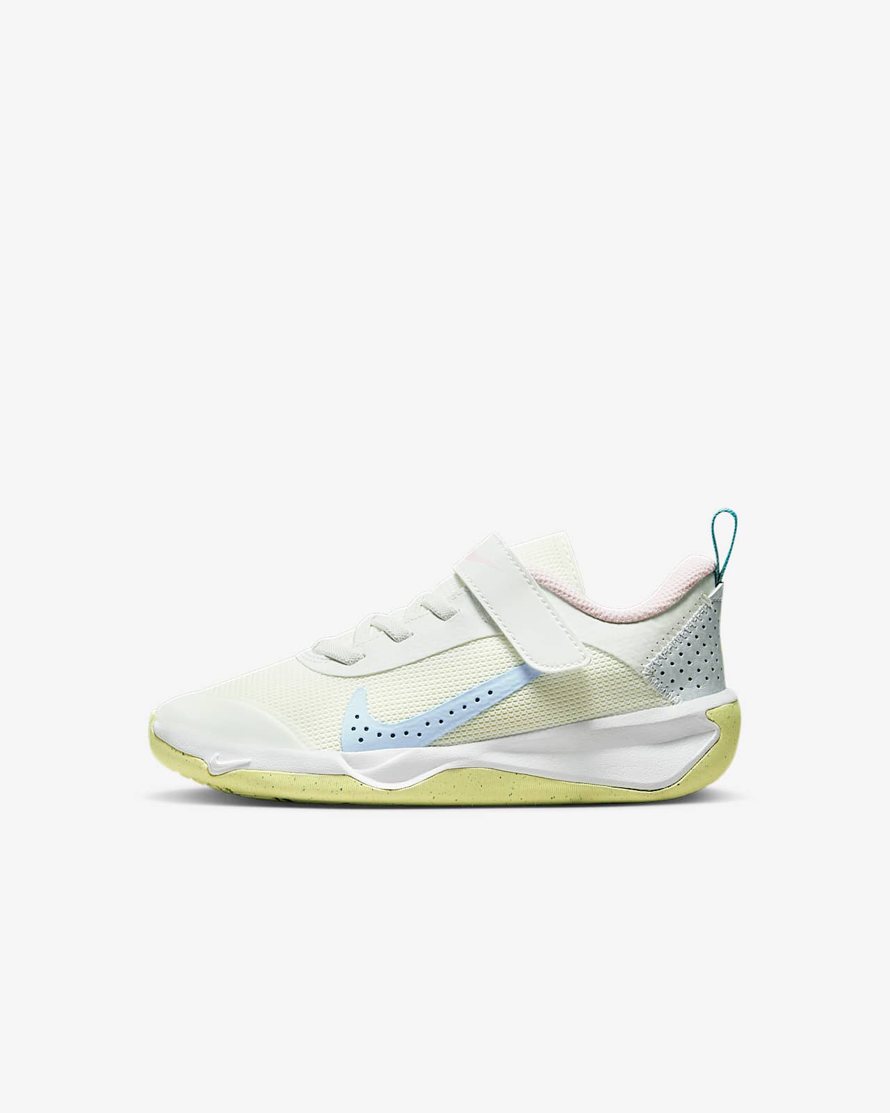 Nike Omni Multi-Court Younger Kids' Shoes