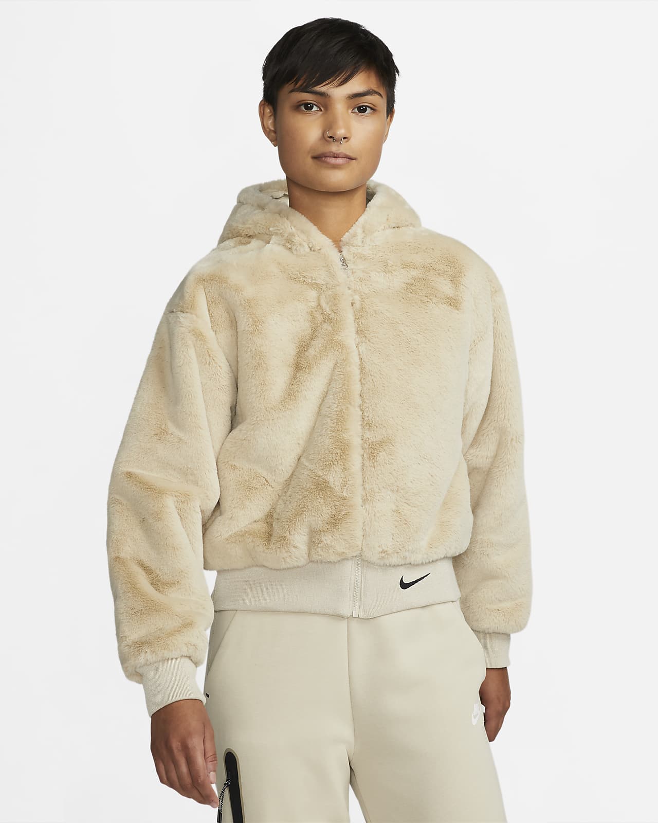 Nike Sportswear Essentials női műszőrme kabát
