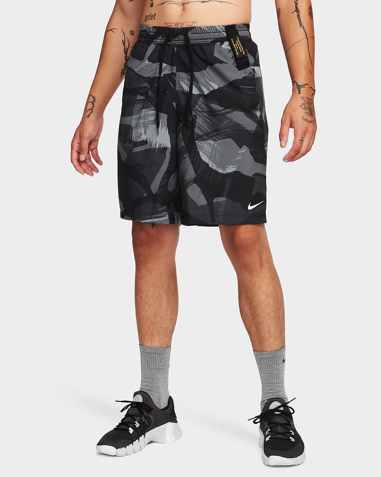 Nike Form vielseitige Dri-FIT Herrenshorts ohne Futter (ca. 23 cm)