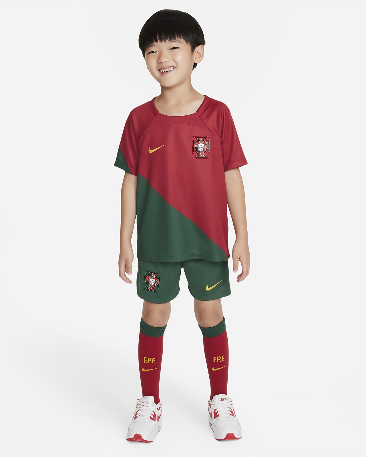 Portugal 2022/23 Home Younger Kids' Nike Football Kit