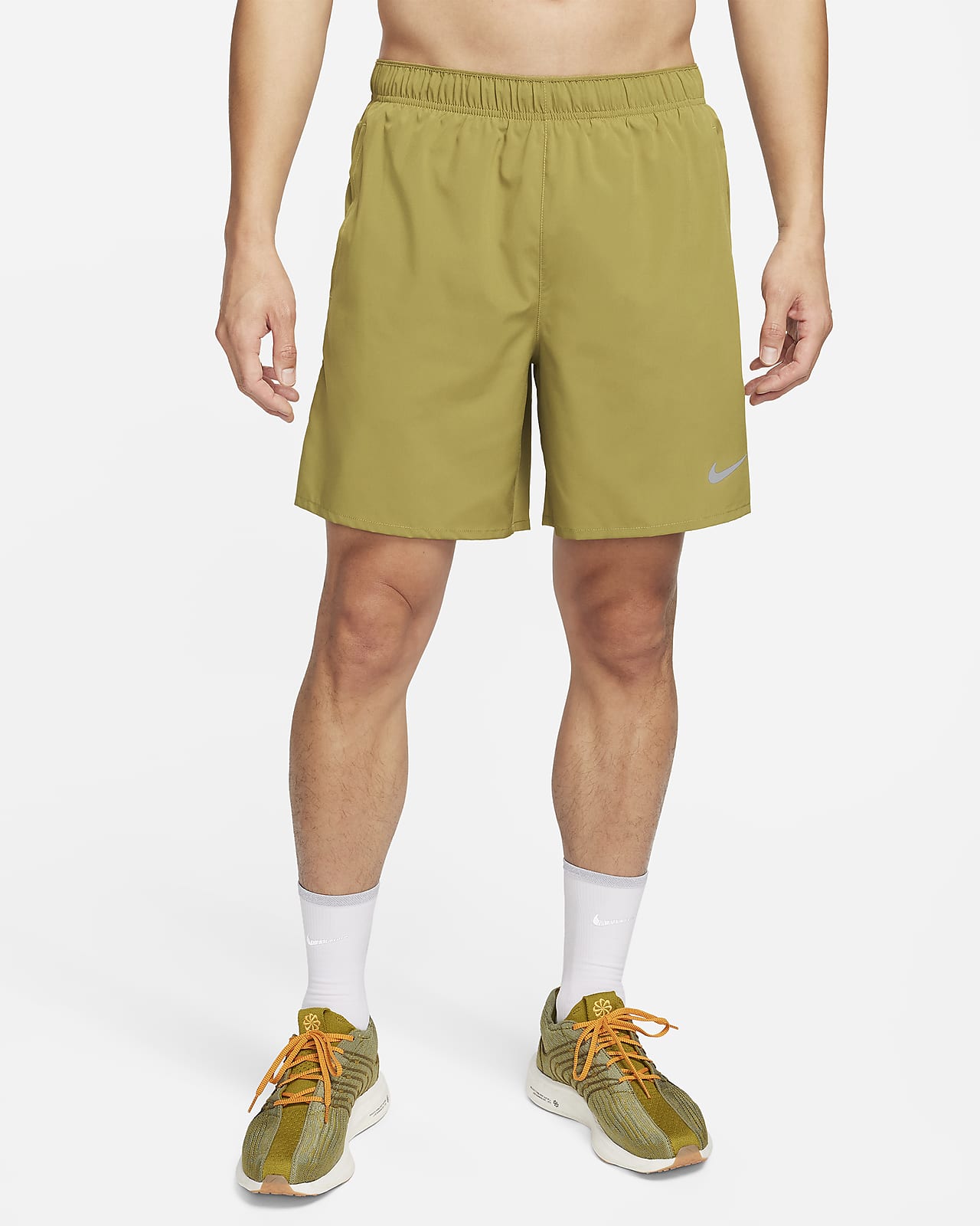Shorts de running con forro de ropa interior Dri-FIT de 18 cm para hombre Nike Challenger