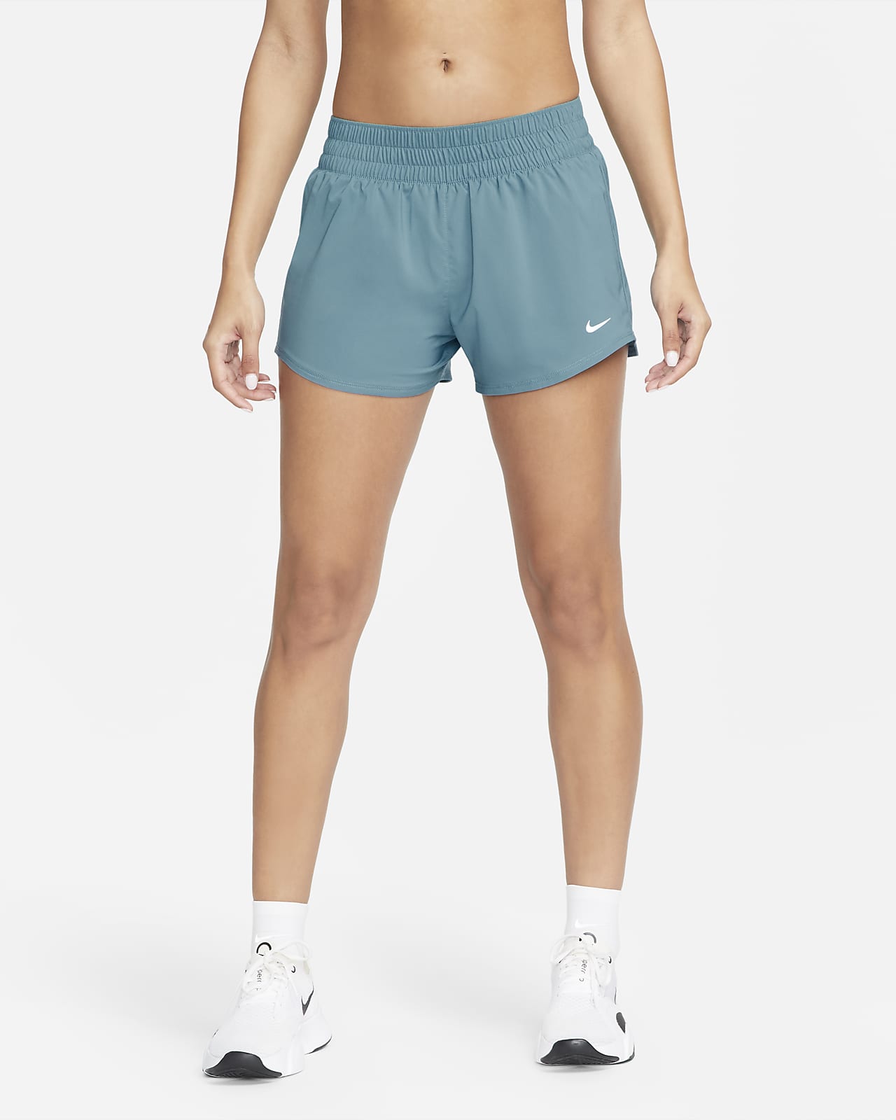 Shorts Dri-FIT a vita media con slip foderati 8 cm Nike One – Donna